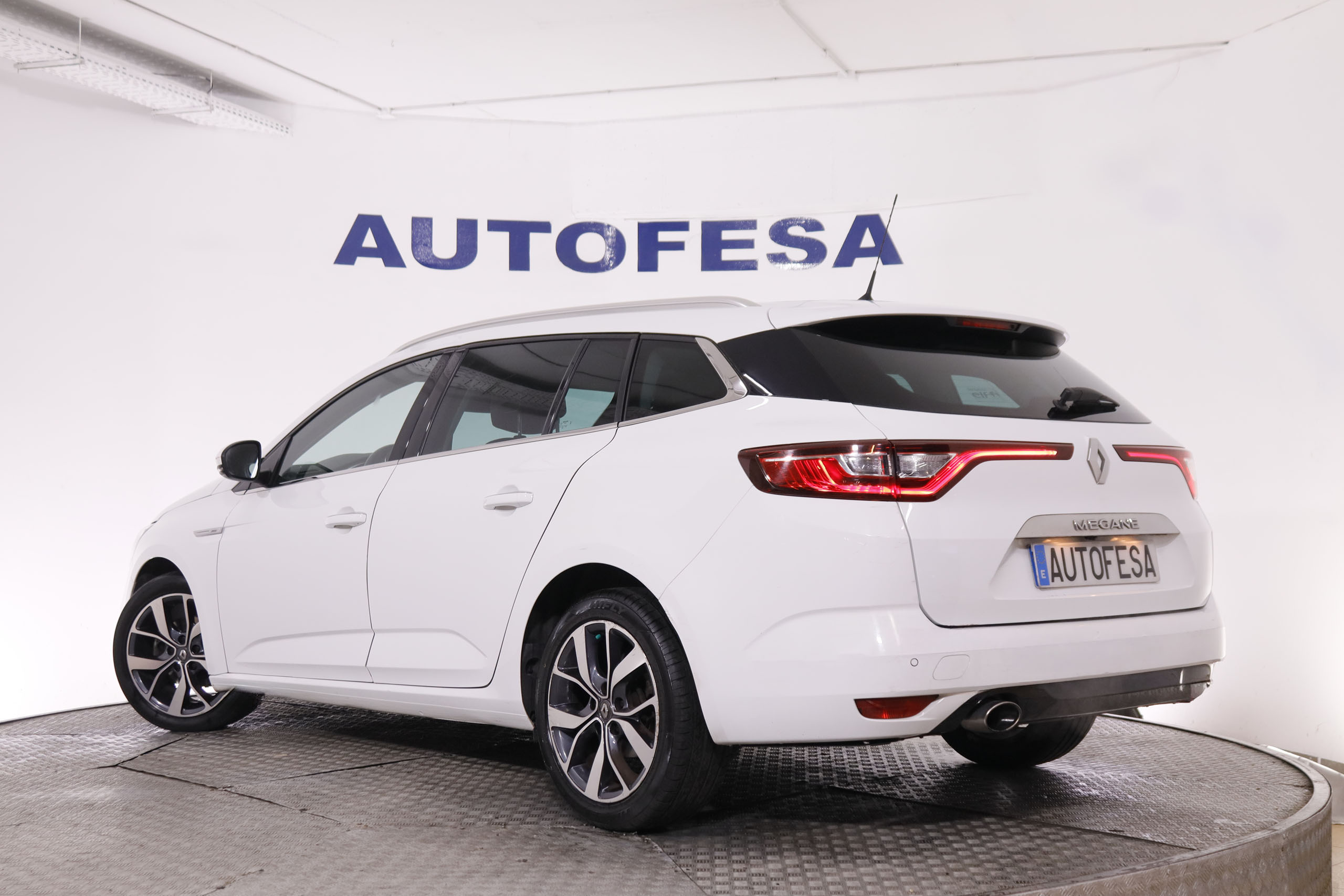 Renault Megane 1.2 SPORT TOURER BOSE EDITION AUTO 130CV 5P # NAVY, PARKTRONIC foto 5