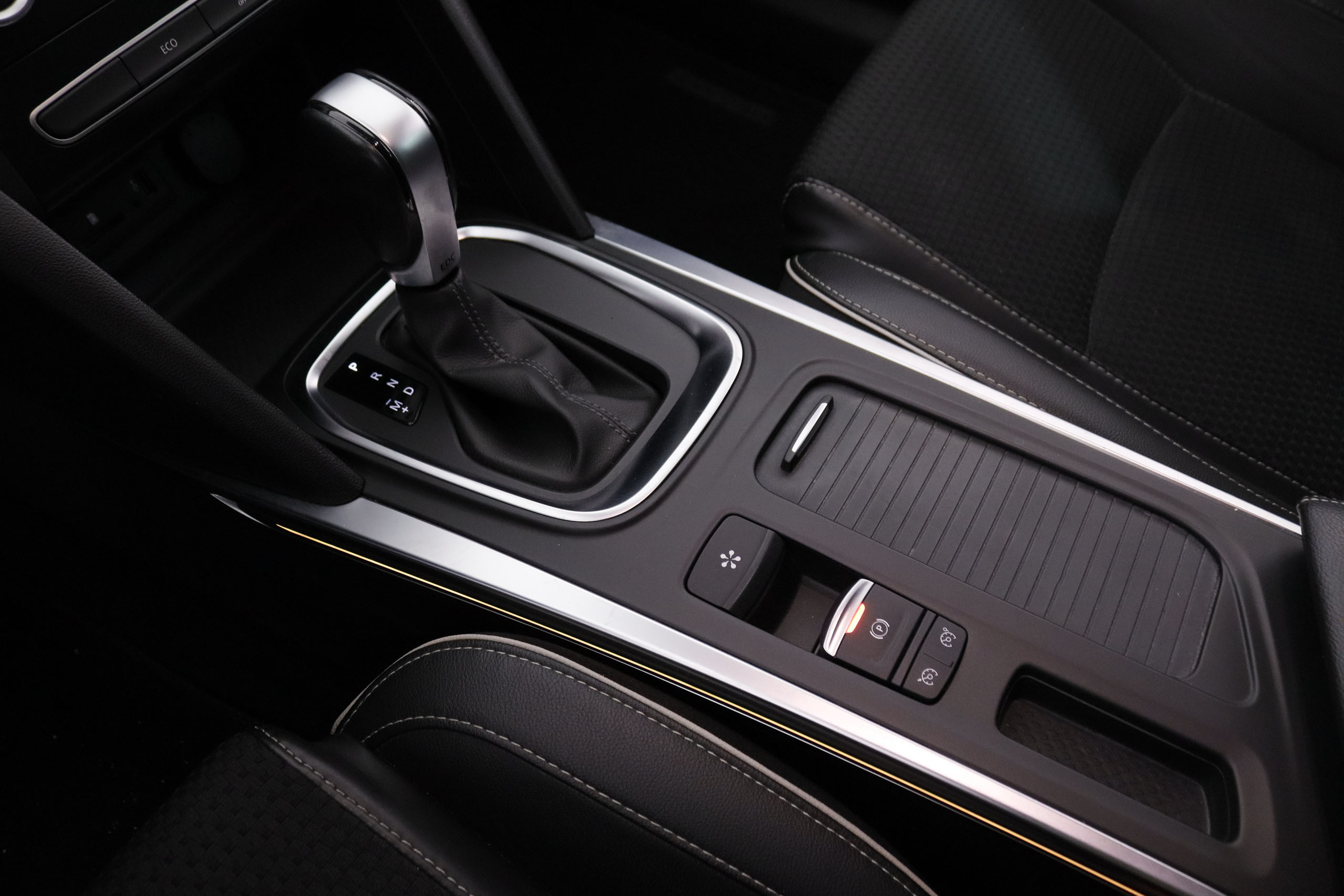 Renault Megane 1.2 SPORT TOURER BOSE EDITION AUTO 130CV 5P # NAVY, PARKTRONIC foto 23