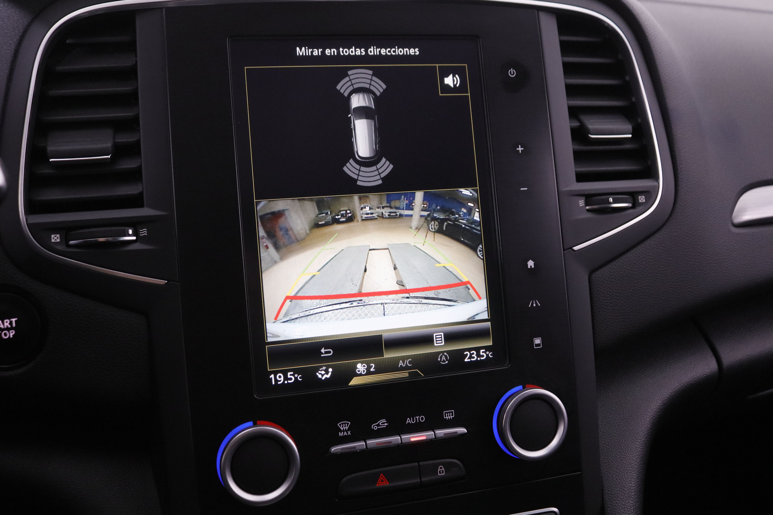 Renault Megane 1.2 SPORT TOURER BOSE EDITION AUTO 130CV 5P # NAVY, PARKTRONIC foto 20