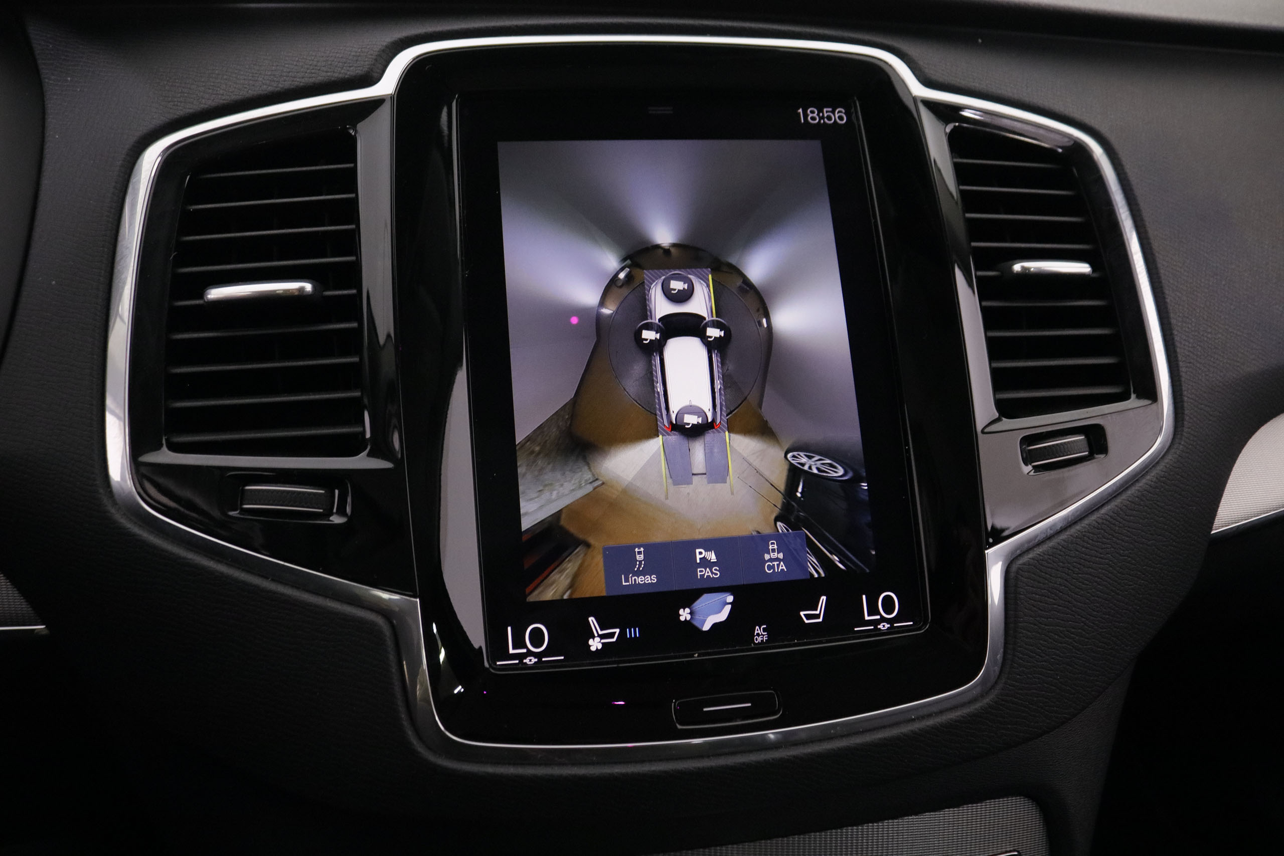 Volvo Xc 90 2.0 D4D INSCRIPTION AUTO 190CV 7 PLAZAS 5P # CUERO, NAVY, PARKTRONIC foto 20