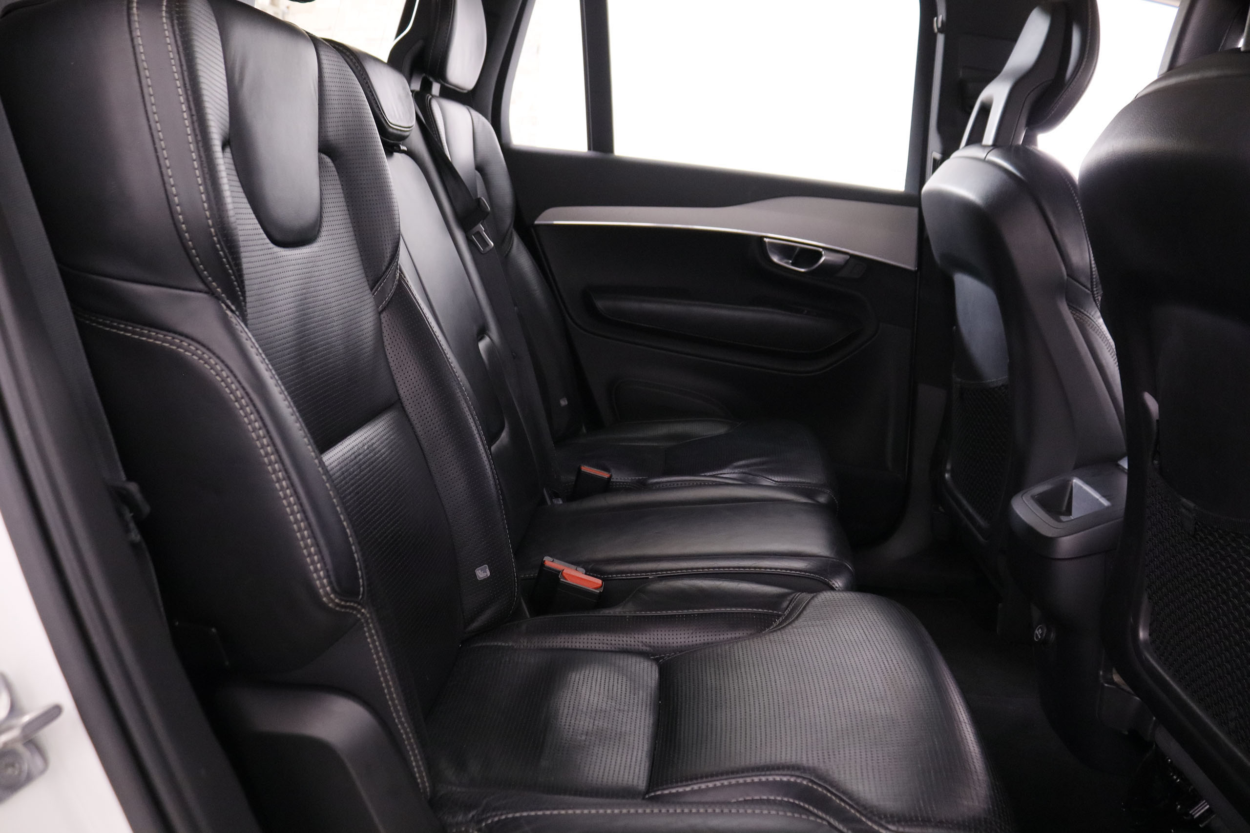 Volvo Xc 90 2.0 D4D INSCRIPTION AUTO 190CV 7 PLAZAS 5P # CUERO, NAVY, PARKTRONIC foto 31