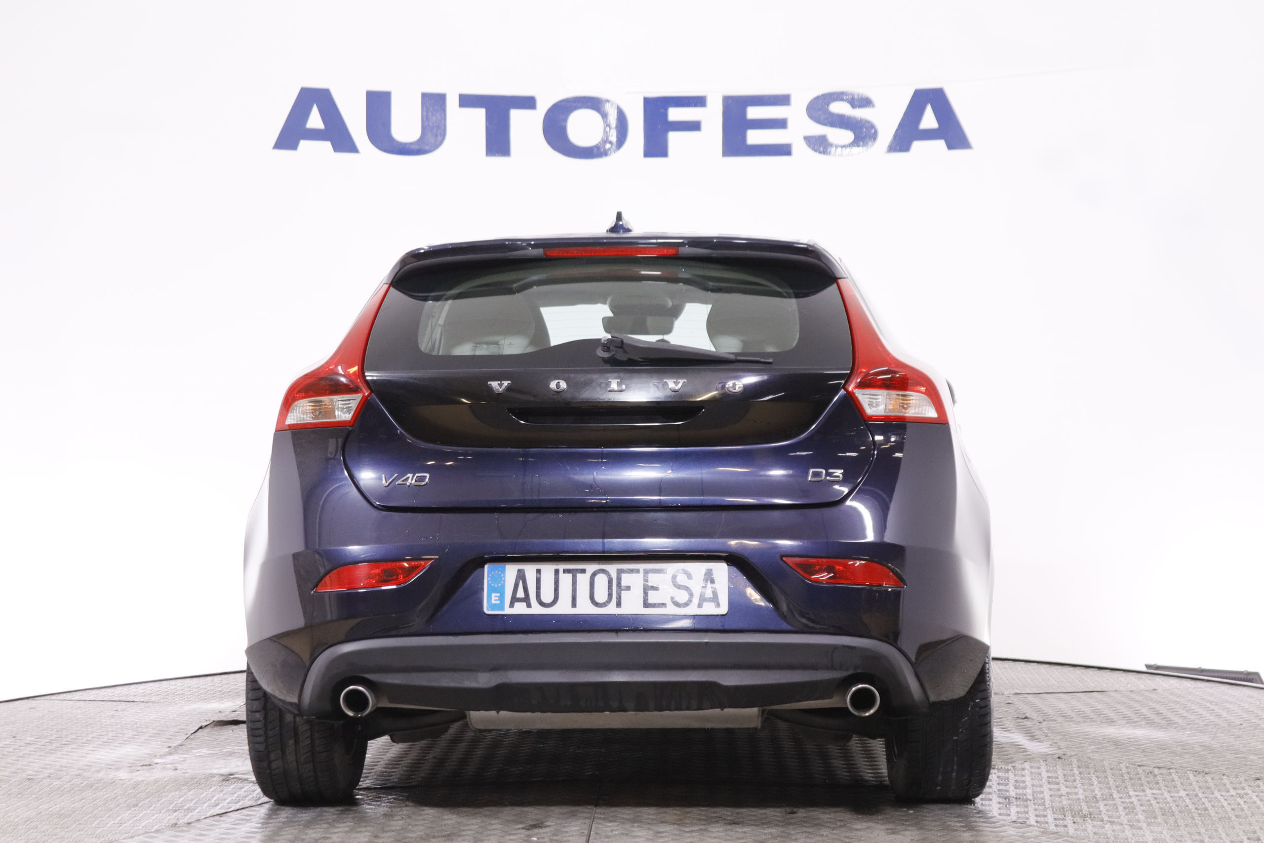 Volvo V40 2.0 D3 MOMENTUN AUTO 150CV 5P foto 6