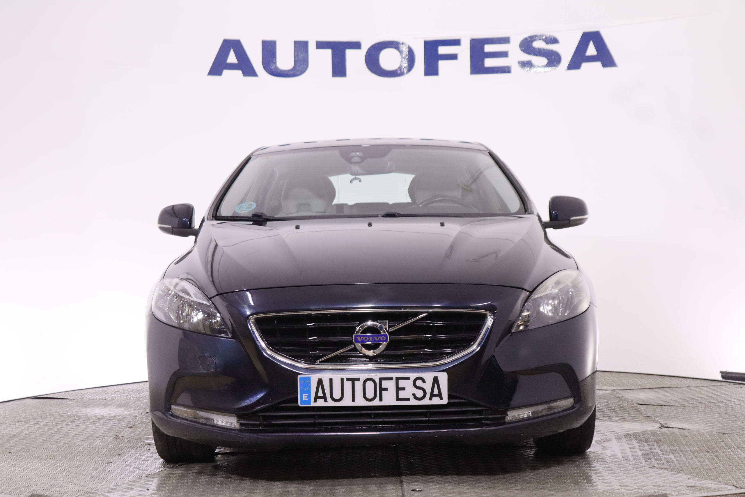 Volvo V40 2.0 D3 MOMENTUN AUTO 150CV 5P foto 2