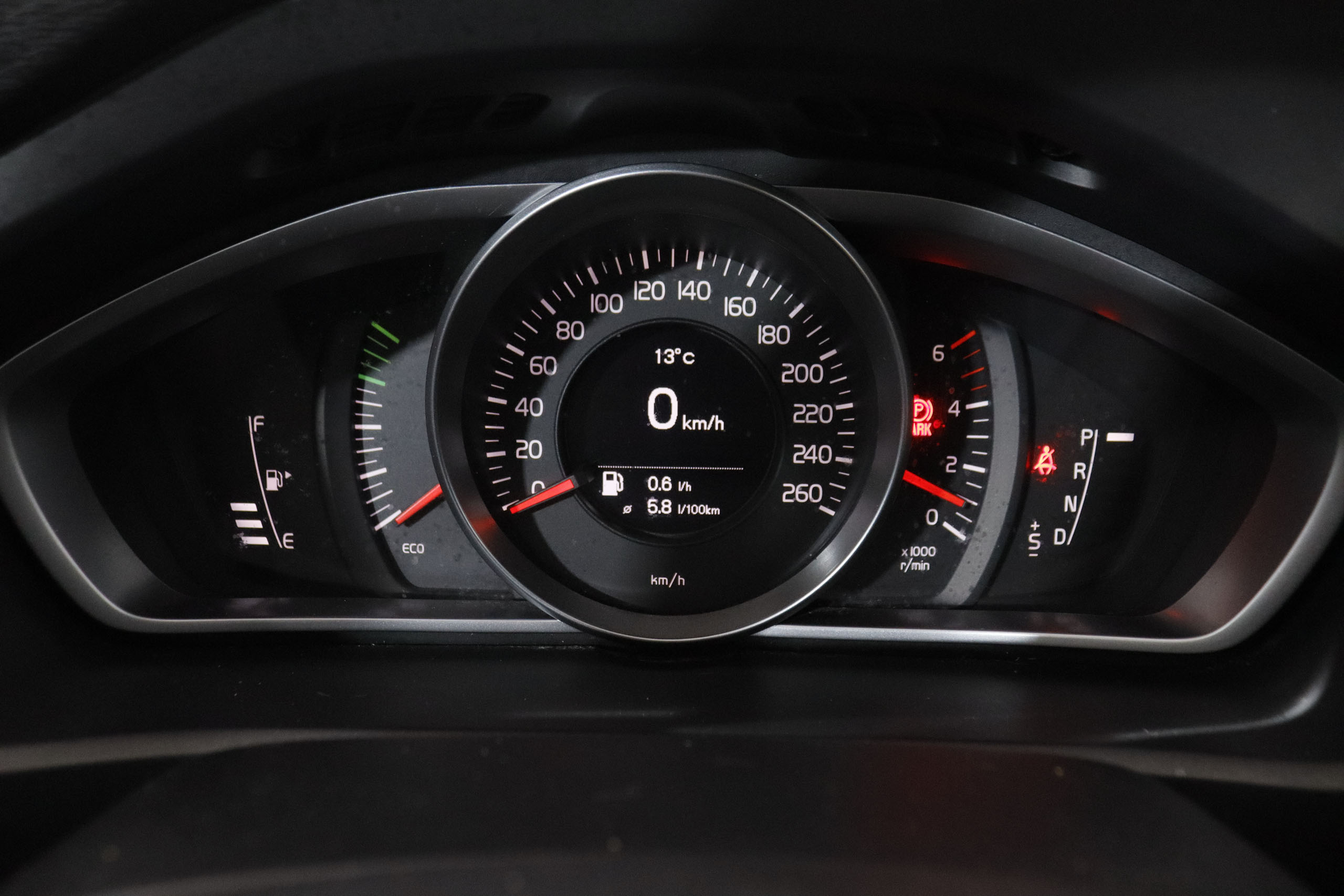 Volvo V40 2.0 D3 MOMENTUN AUTO 150CV 5P foto 18