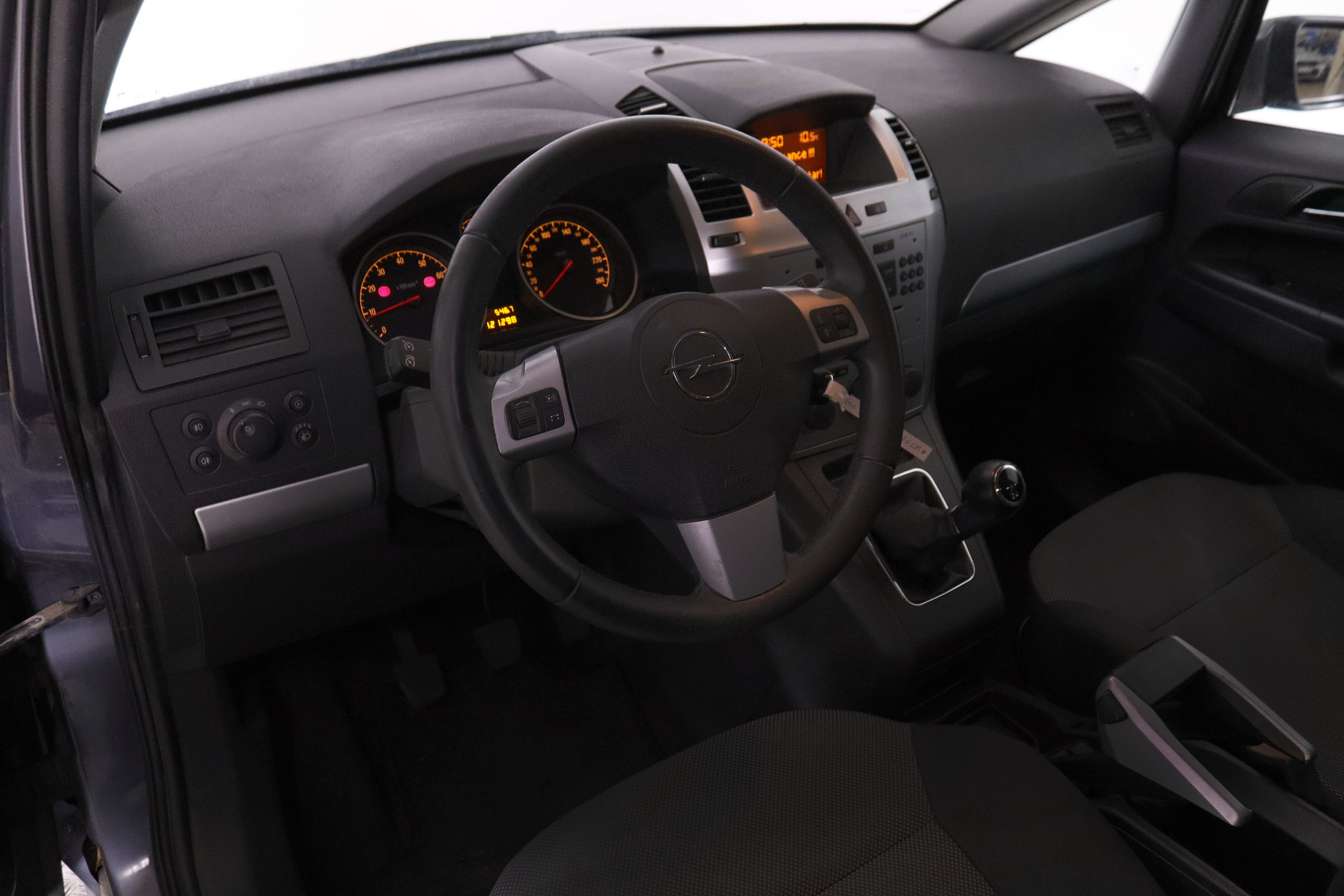 Opel Zafira 1.6 16V 115cv 7 PLAZAS 5P foto 14