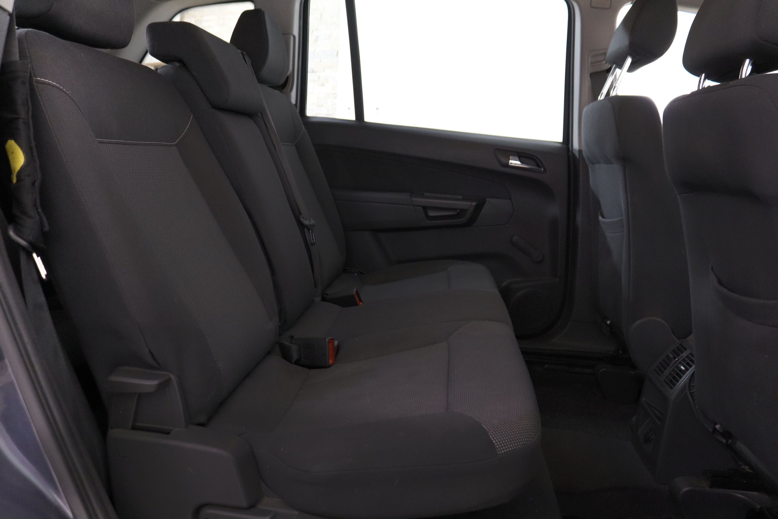 Opel Zafira 1.6 16V 115cv 7 PLAZAS 5P foto 24