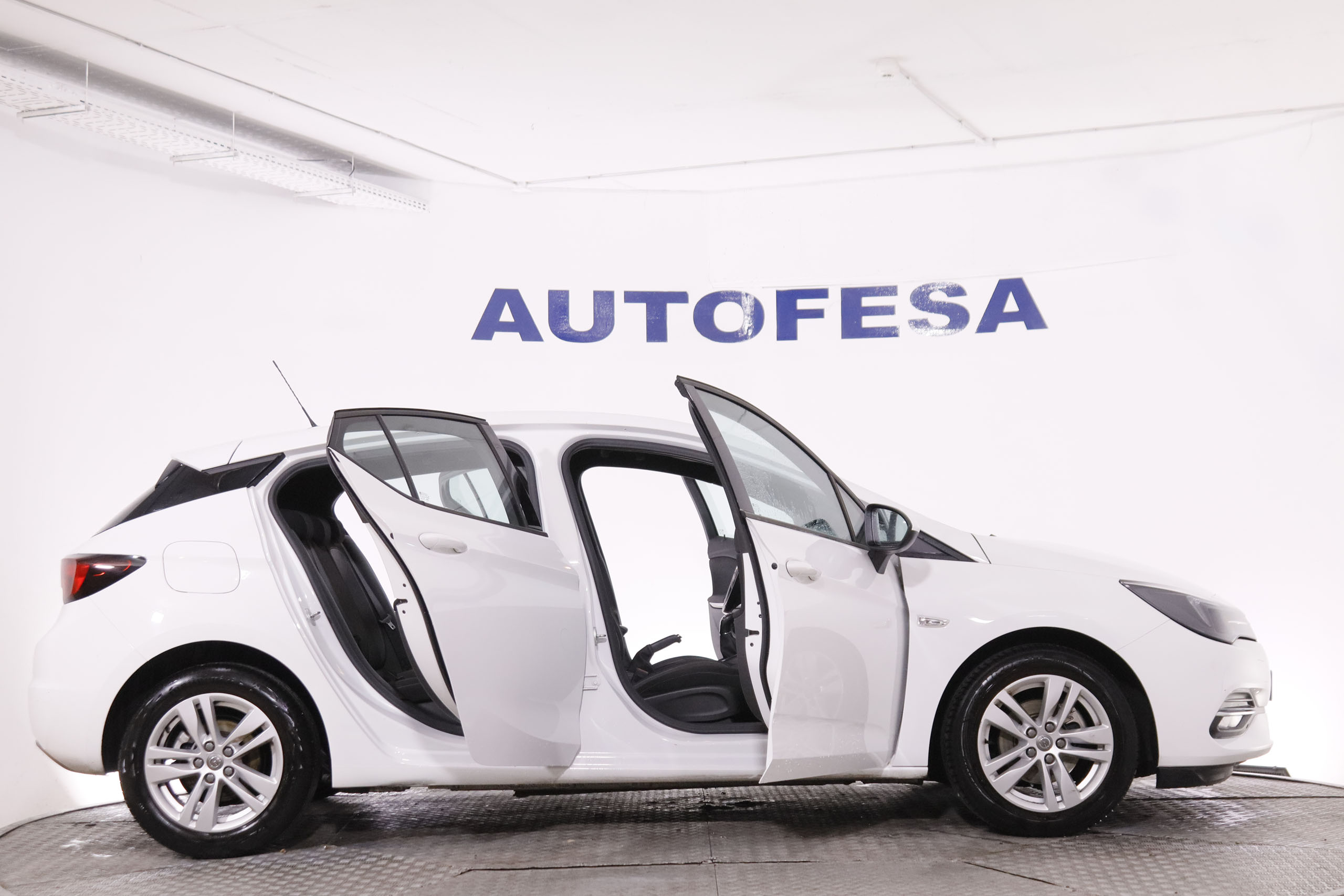 Opel Astra 1.2 T GS LINE 110CV 5P foto 10