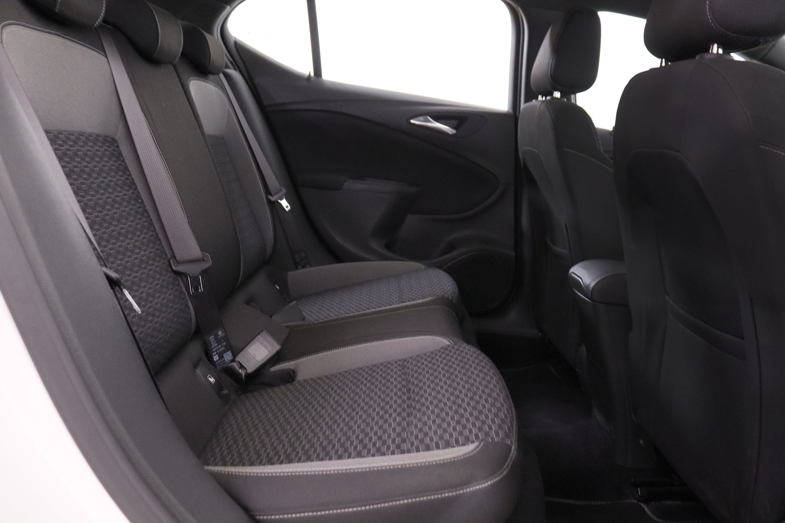 Opel Astra 1.2 T GS LINE 110CV 5P foto 26