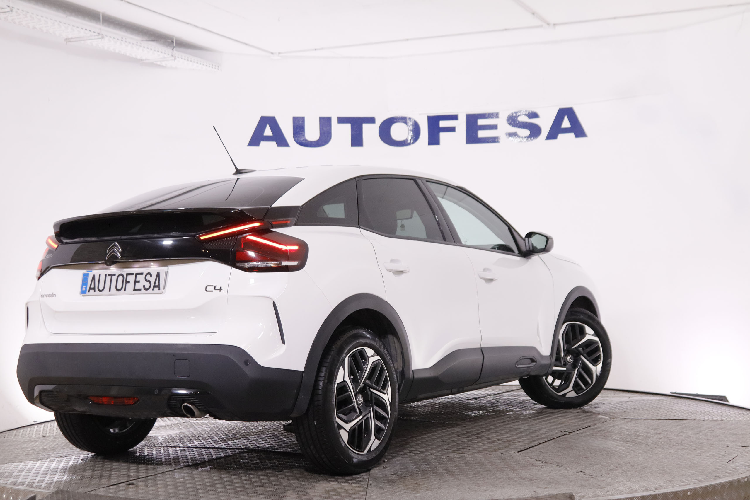 Citroen C4 1.5 BLUEHDI FEEL PACK AUTO 130CV 5P # NAVY, PARKTRONIC foto 7