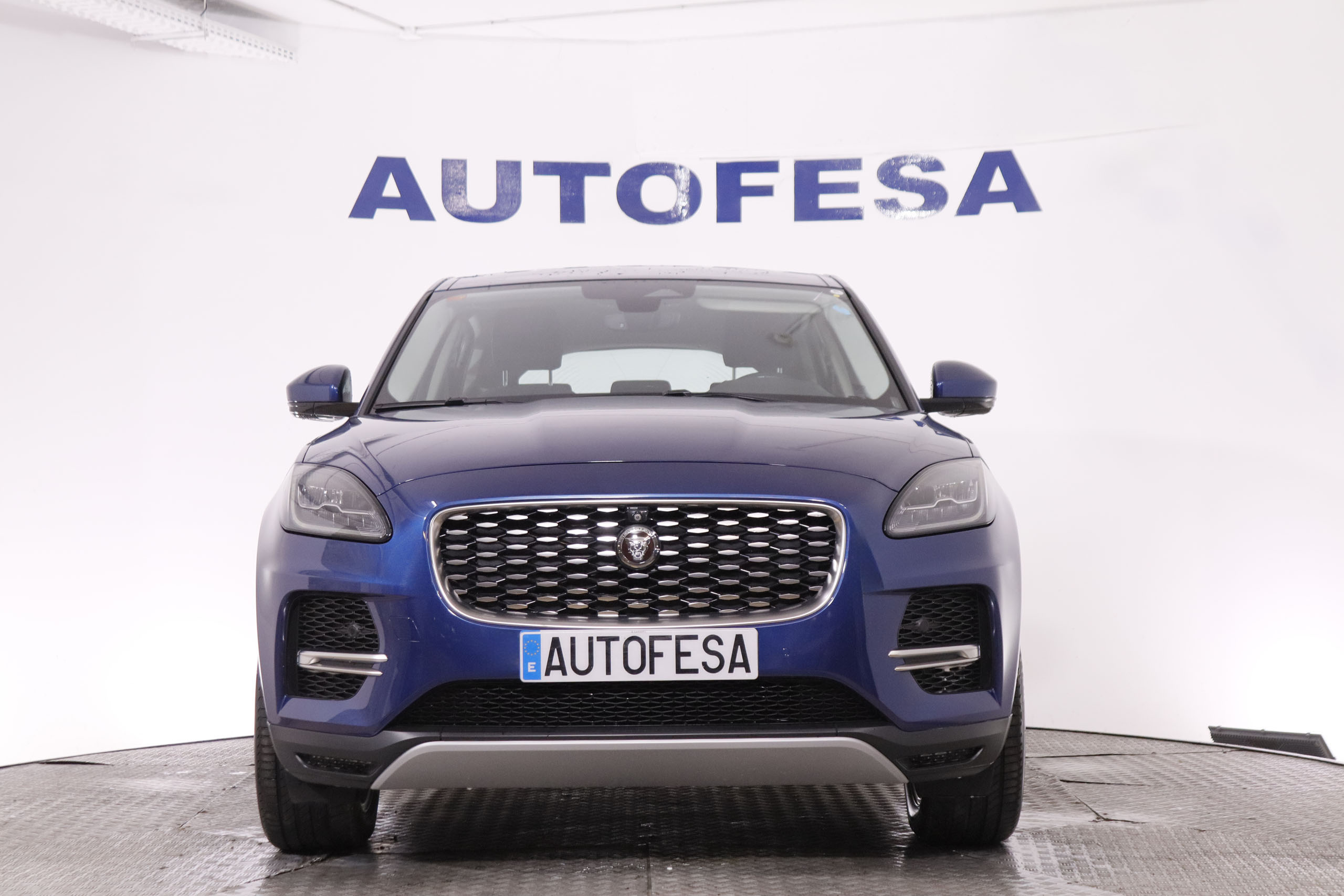 Jaguar E-pace 2.0 D 163CV 5P # OPCIONES POR 3.227€, IVA DEDUCIBLE, PARKTRONIC foto 2