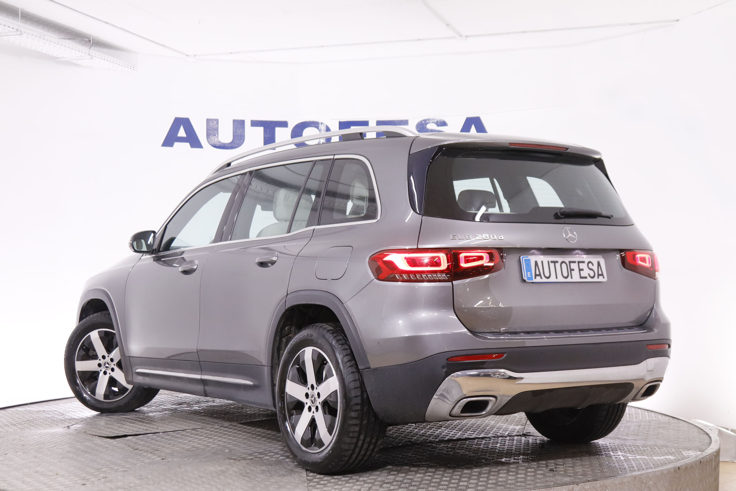 Mercedes-benz GLB 200 CLASE GLB 200D DCT 150CV 7PLAZAS 5P # IVA DEDUCIBLE, NAVY, PARKTRONIC foto 5