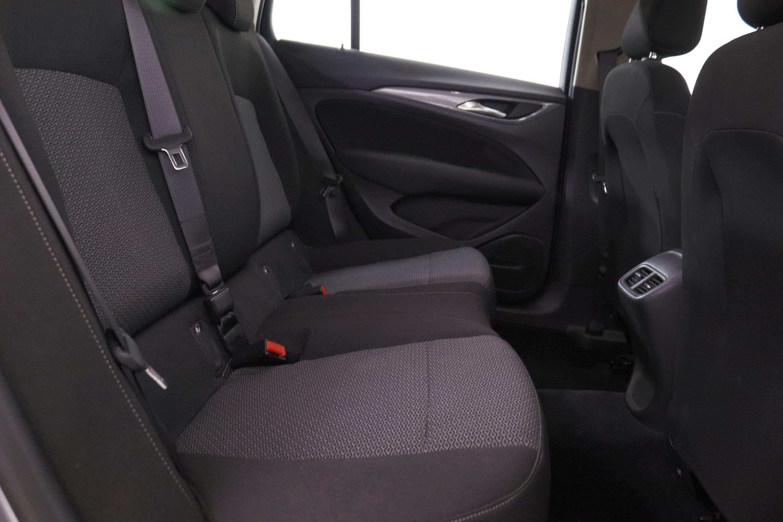 Opel Insignia 1.5 T GRAND SPORT 1.5 TURBO INNOVATION  # BLUETOOTH foto 25