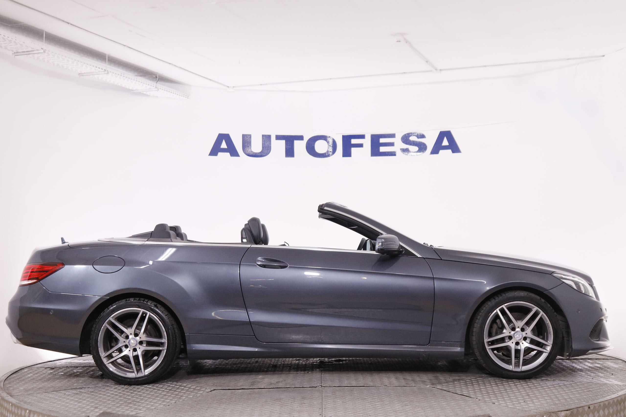 Mercedes-benz E 220 CLASE E E220 D CABRIO AMG LINE AUTO 170CV 2P # CUERO, NAVY, PARKTRONIC foto 14