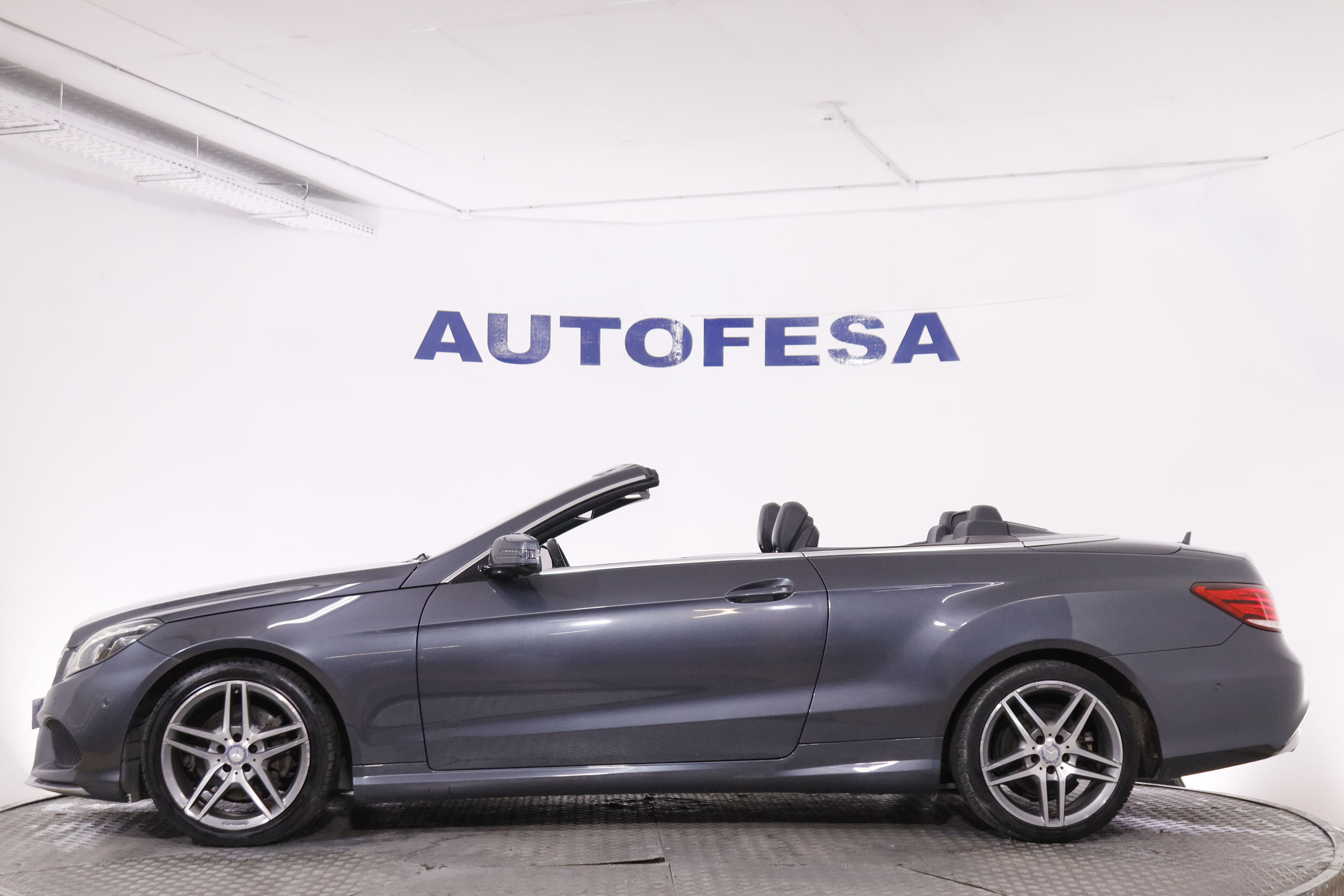 Mercedes-benz E 220 CLASE E E220 D CABRIO AMG LINE AUTO 170CV 2P # CUERO, NAVY, PARKTRONIC foto 9