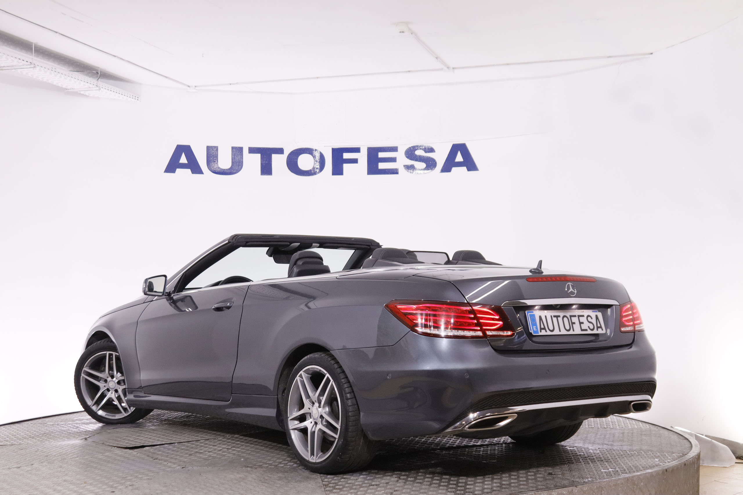 Mercedes-benz E 220 CLASE E E220 D CABRIO AMG LINE AUTO 170CV 2P # CUERO, NAVY, PARKTRONIC foto 5