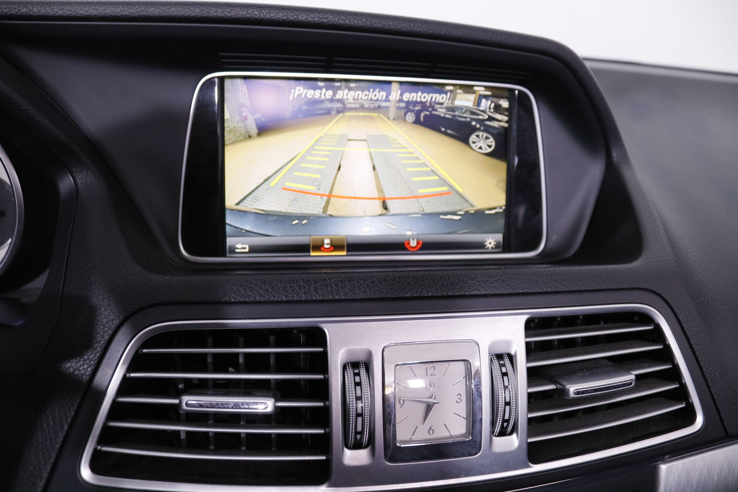 Mercedes-benz E 220 CLASE E E220 D CABRIO AMG LINE AUTO 170CV 2P # CUERO, NAVY, PARKTRONIC foto 24