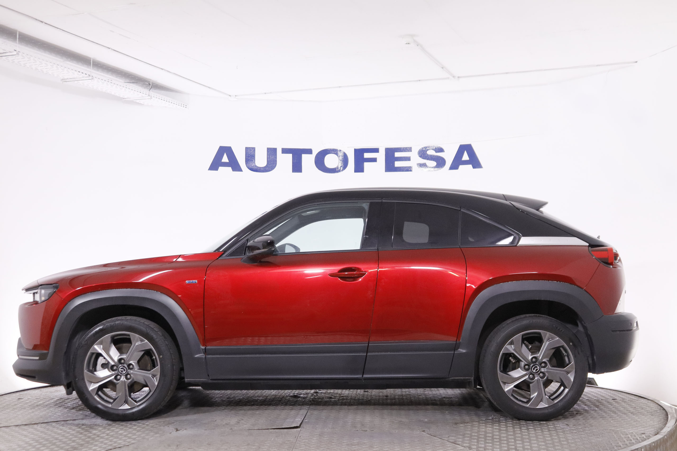 Mazda MX-30 ELECTRICO E-SKYACTIVE ADVANTAGE 145CV 5P # OPCIONES POR 1694€, IVA DEDUCIBLE, NAVY, PARKTRONIC foto 9