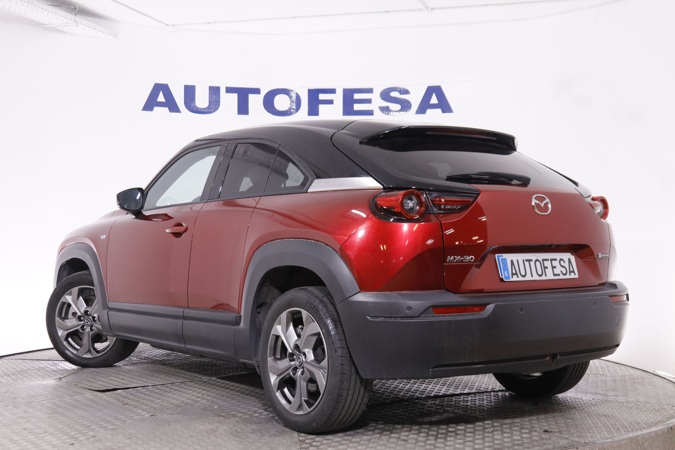 Mazda MX-30 ELECTRICO E-SKYACTIVE ADVANTAGE 145CV 5P # OPCIONES POR 1694€, IVA DEDUCIBLE, NAVY, PARKTRONIC foto 5