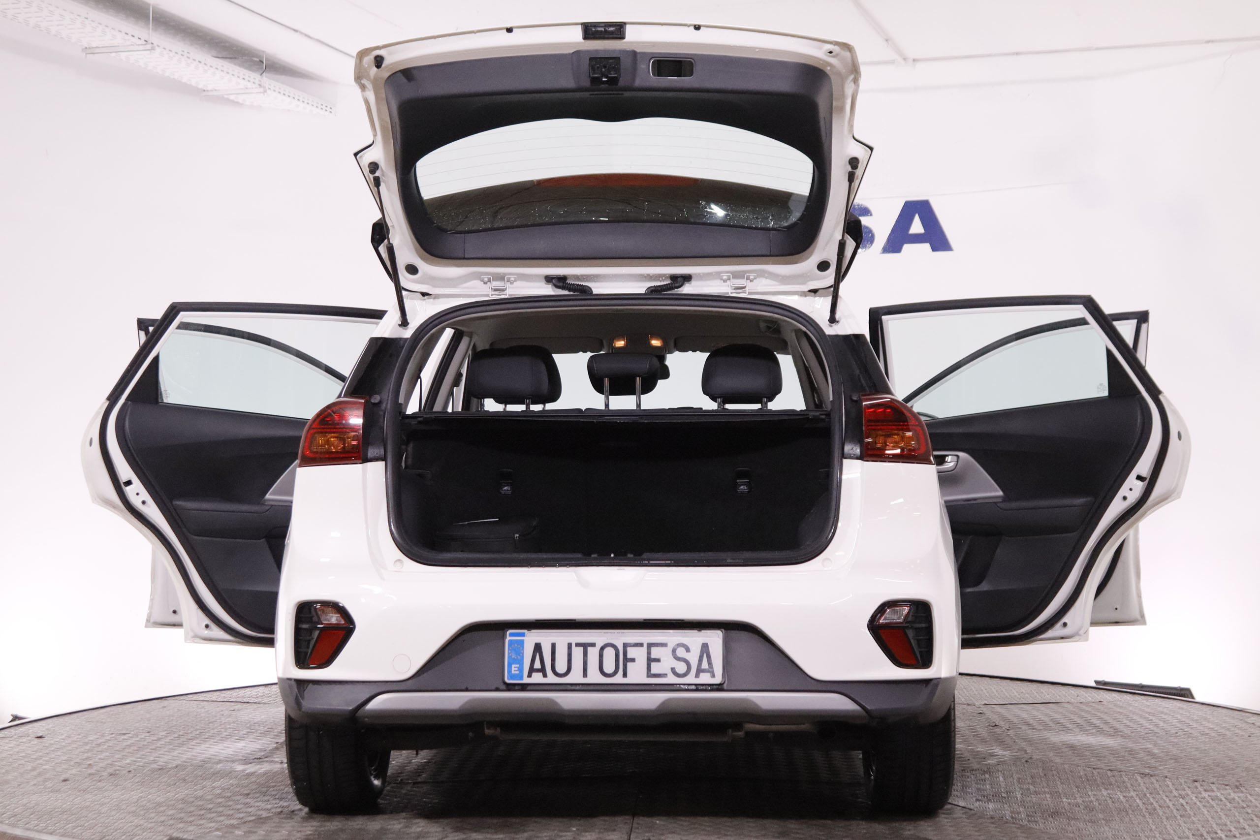 Kia Niro 1.6 GDI PHEV CONCEPT AUTO 141CV 5P # IVA DEDUCIBLE, PARKTRONIC foto 11