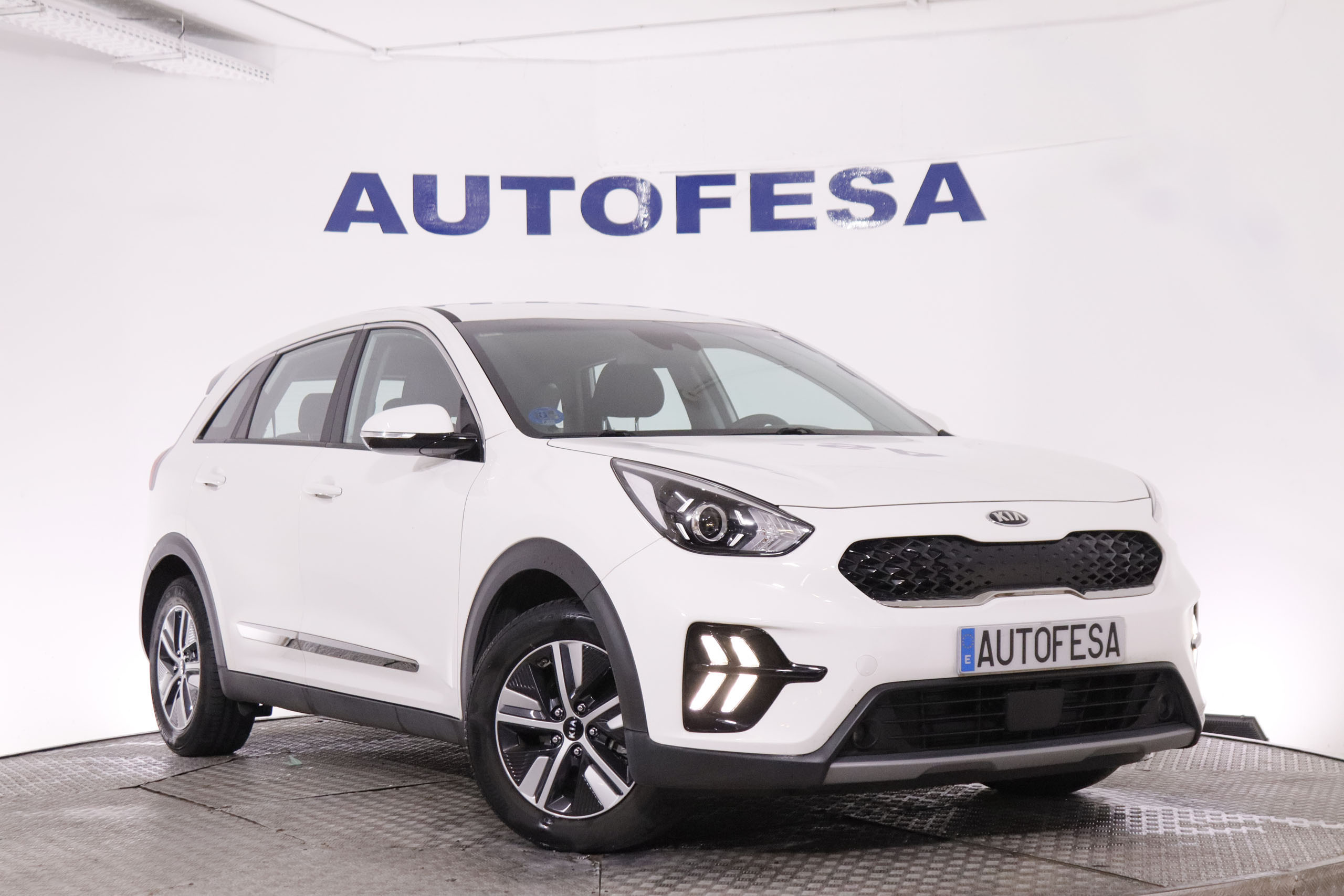 Kia Niro 1.6 GDI PHEV CONCEPT AUTO 141CV 5P # IVA DEDUCIBLE, PARKTRONIC foto 3