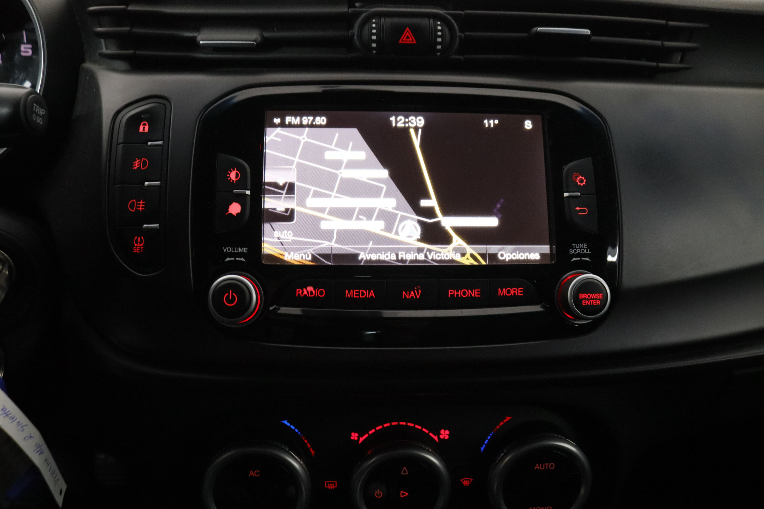 Alfa Romeo Giulietta 1.4 TB DISTINCTIVE 120CV 5P # NAVY, PARKTRONIC foto 20