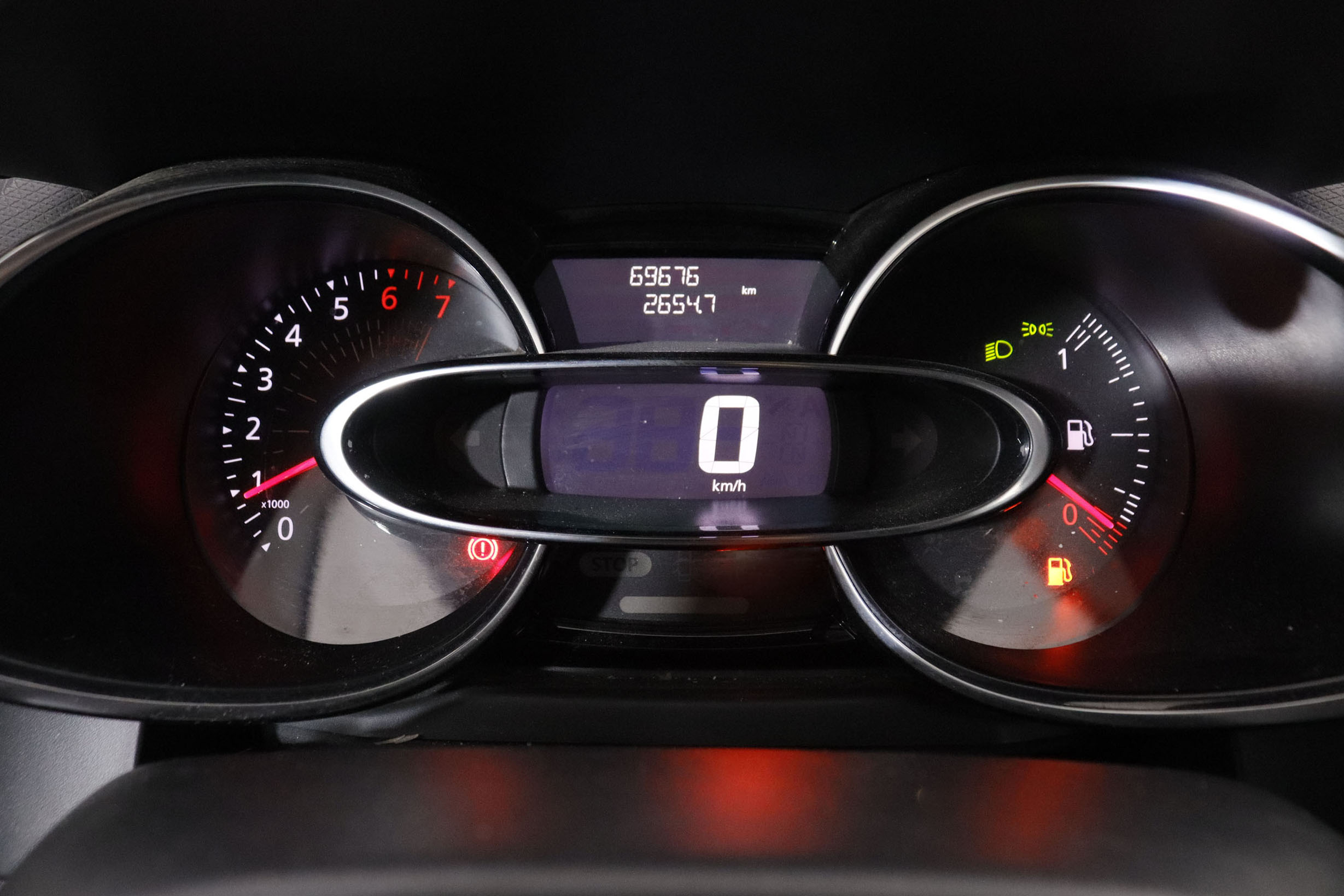 Renault Clio 0.9 TCE BUSINESS 90CV 5P # NAVY, PARKTRONIC foto 17