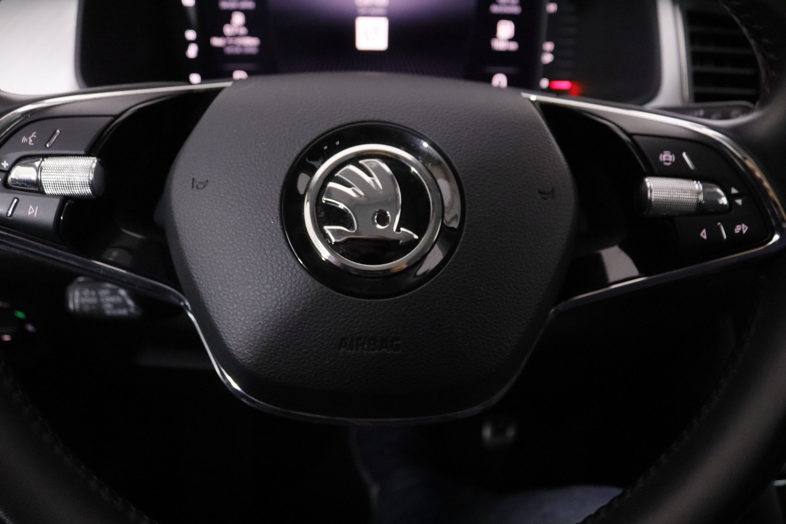 Skoda Kodiaq 2.0 TDI DSG 4X4 AMBITION AUTO 150CV 5P # IVA DEDUCIBLE, NAVY, PARKTRONIC foto 17