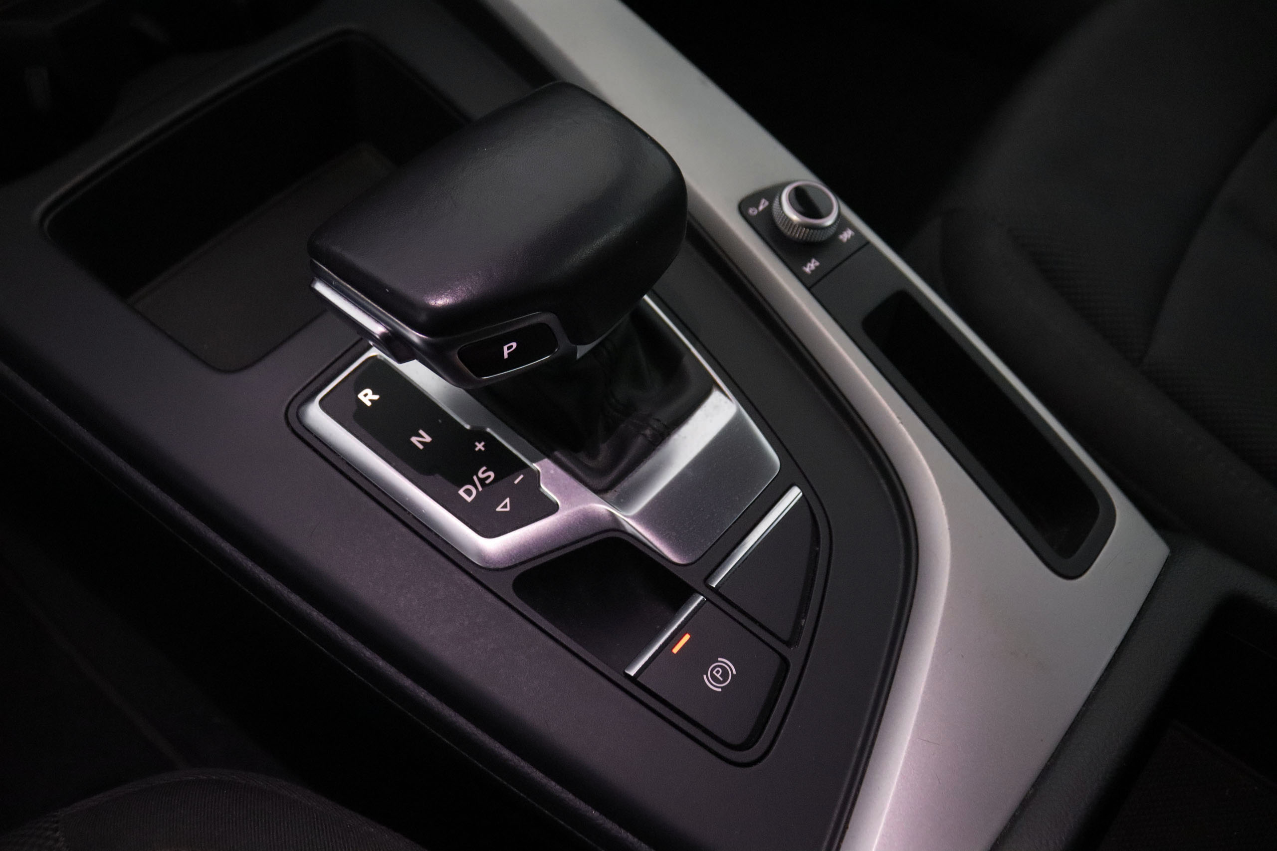 Audi A4 2.0 MHEV AVANT 35 TFSI ADVANCE AUTO 150CV 5P # IVA DEDUCIBLE, NAVY, PARKTRONIC foto 23