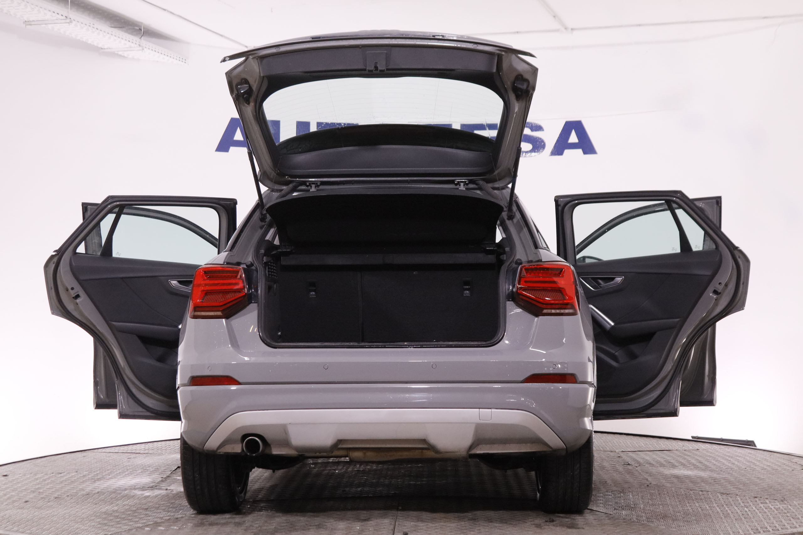 Audi Q2 1.6 TDI AUTO 116CV 5P # PARKTRONIC foto 11