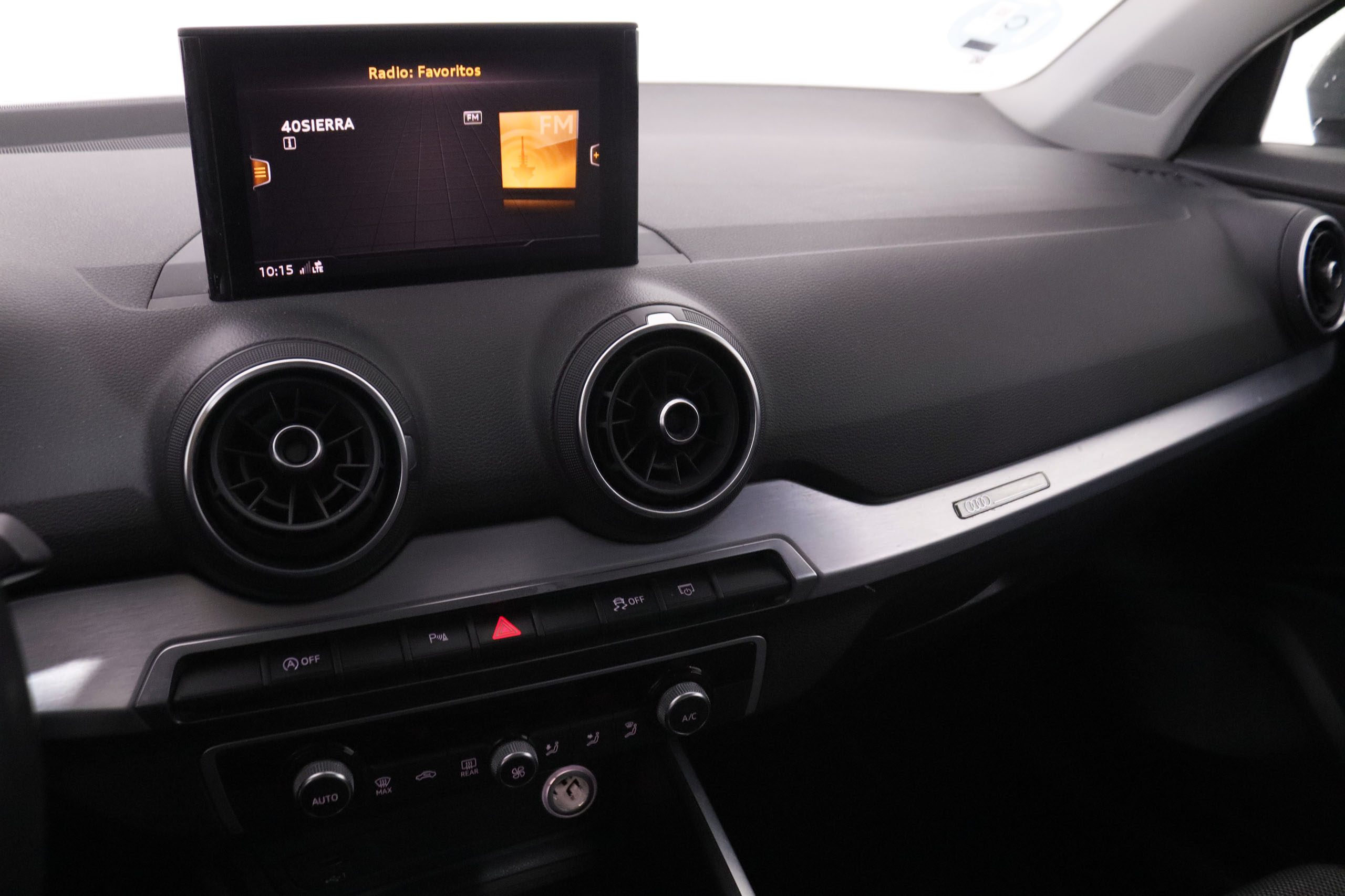 Audi Q2 1.6 TDI AUTO 116CV 5P # PARKTRONIC foto 19