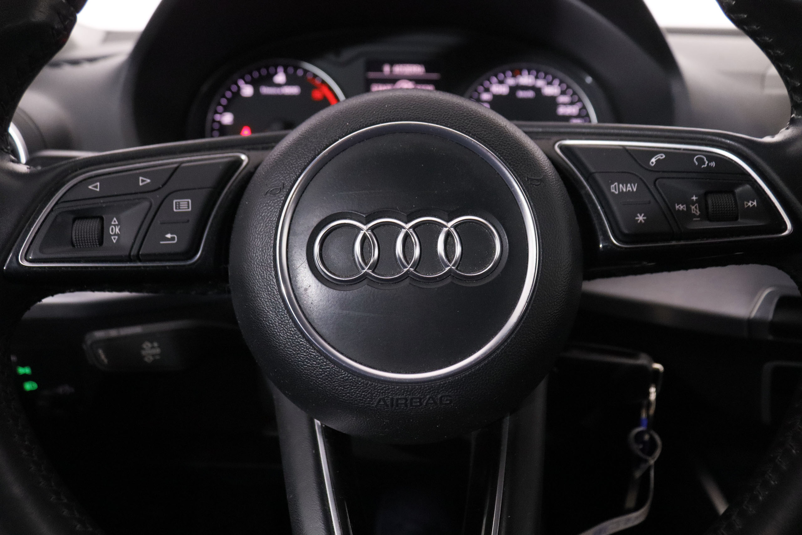 Audi Q2 1.6 TDI AUTO 116CV 5P # PARKTRONIC foto 17