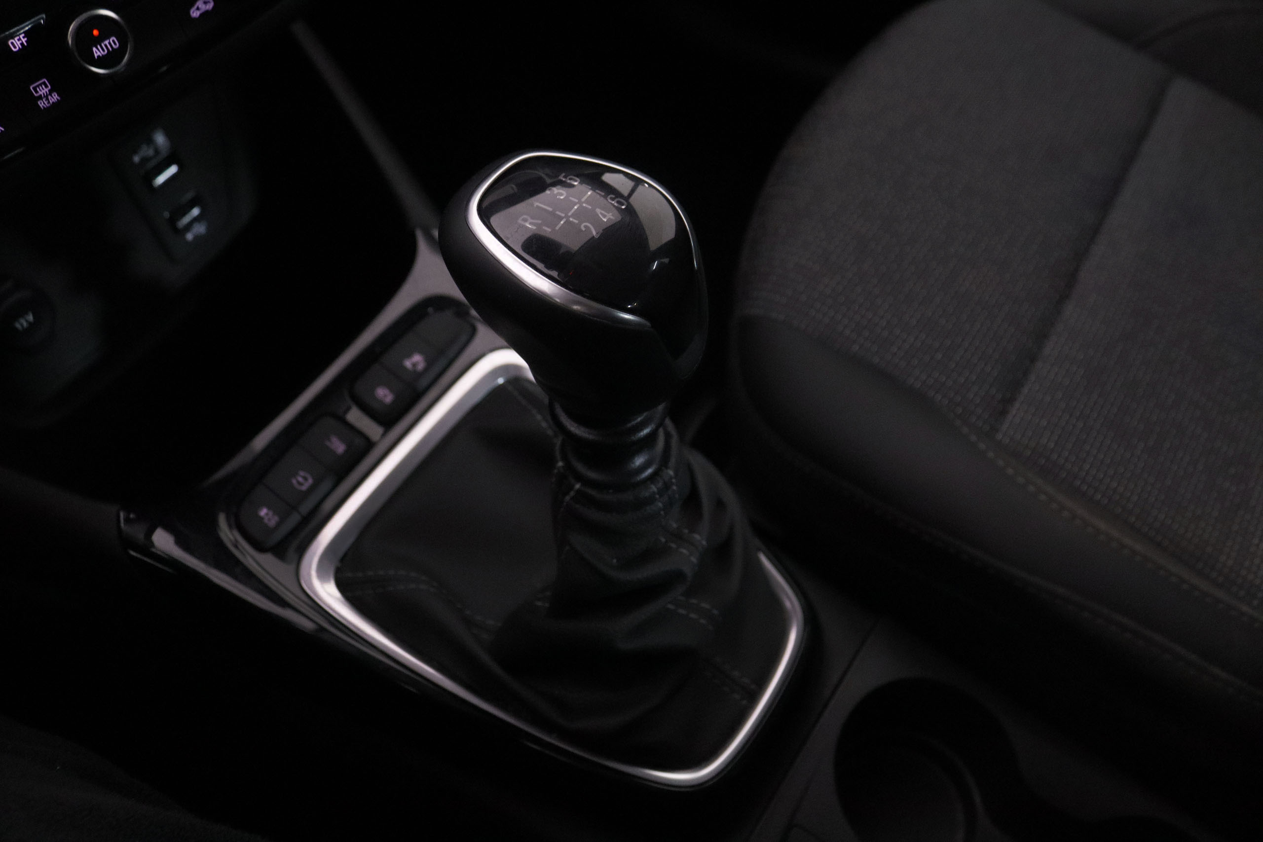 Opel Crossland 1.2T ELEGANCE 110CV 5P # NAVY, PARKTRONIC foto 22