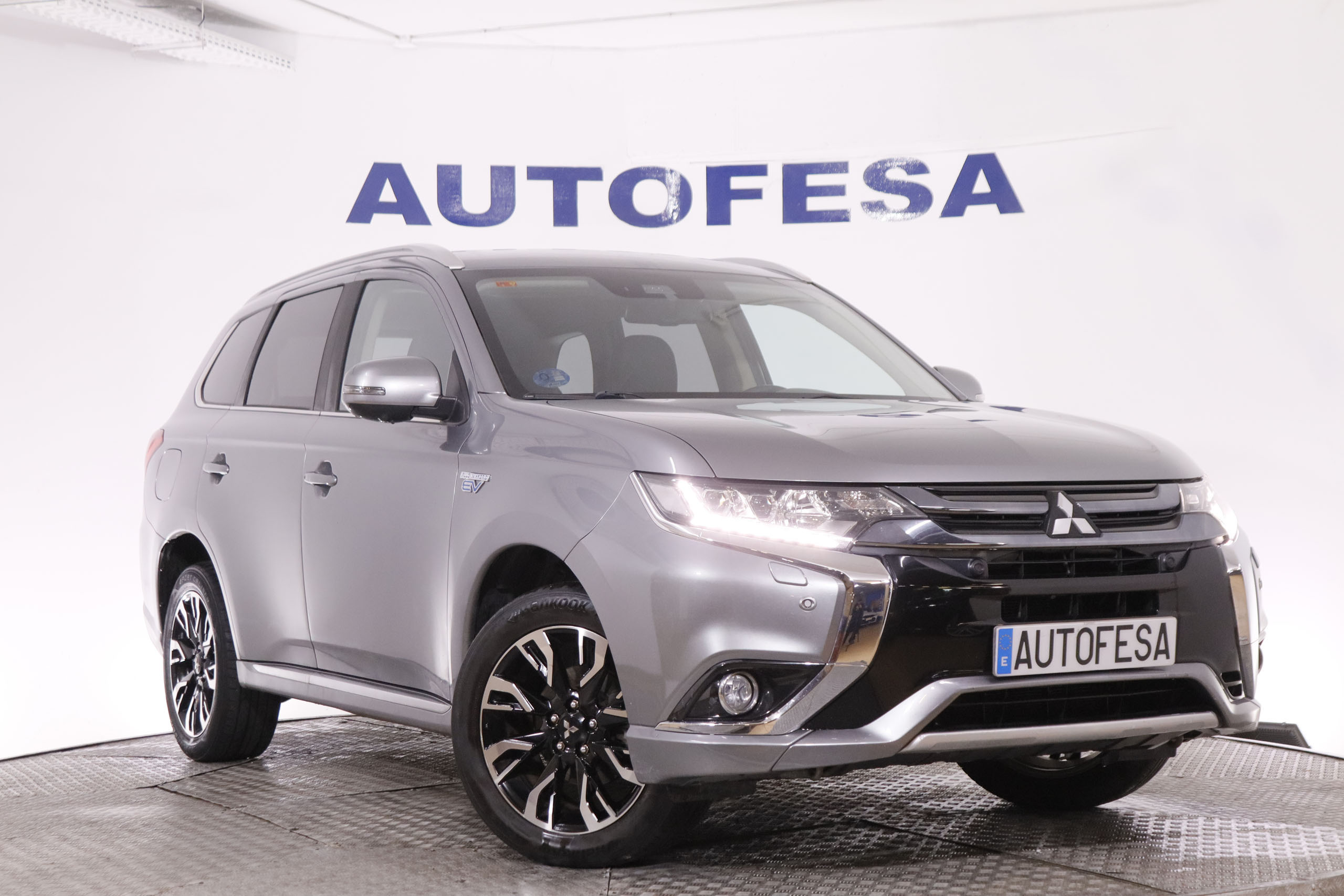 Mitsubishi Outlander 2.0 PHEV KAITEKI 4WD AUTO 223CV 5P # PARKTRONIC foto 3