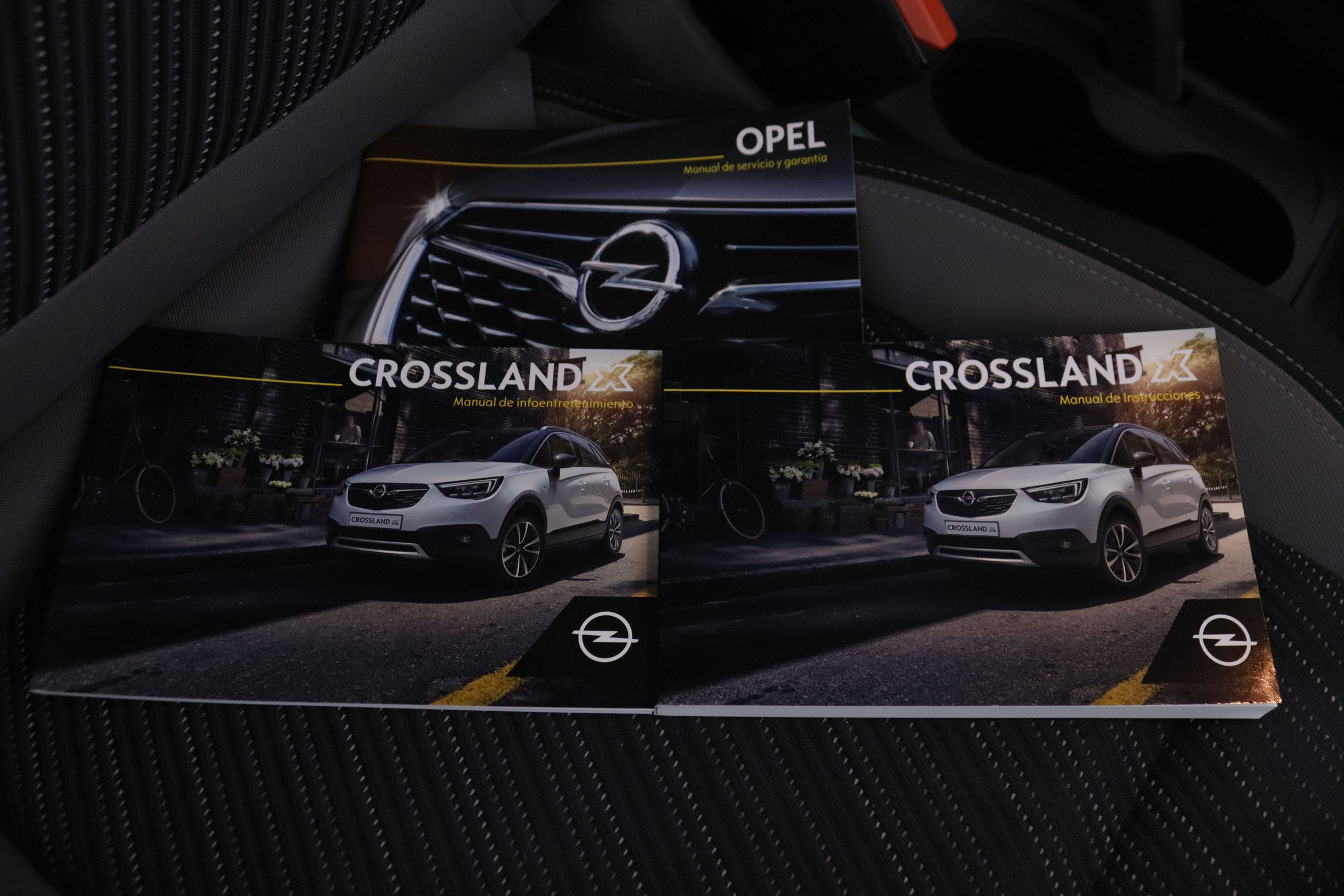 Opel Crossland X 1.5 DESIGN LINE 100CV 5P # IVA DEDUCIBLE, PARKTRONIC foto 25