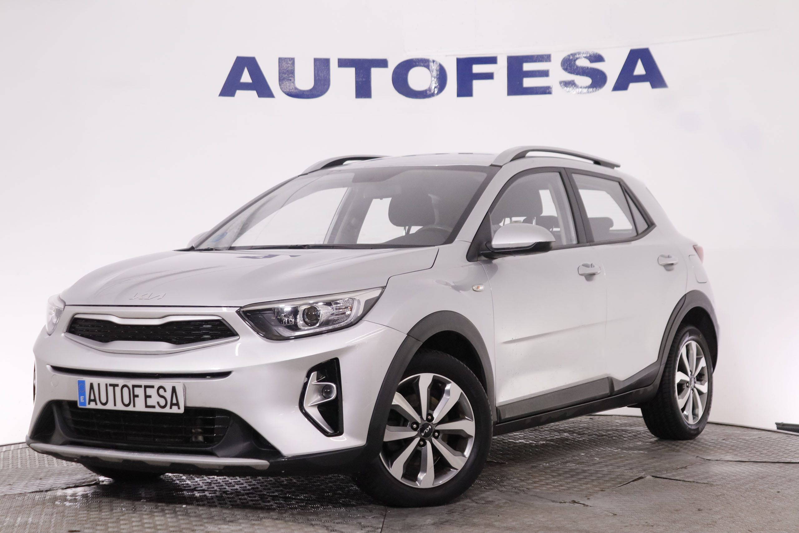 Kia Stonic 1.0 T-GDI MHEV CONCEPT 100CV 5P # IVA DEDUCIBLE, PARKTRONIC foto 28