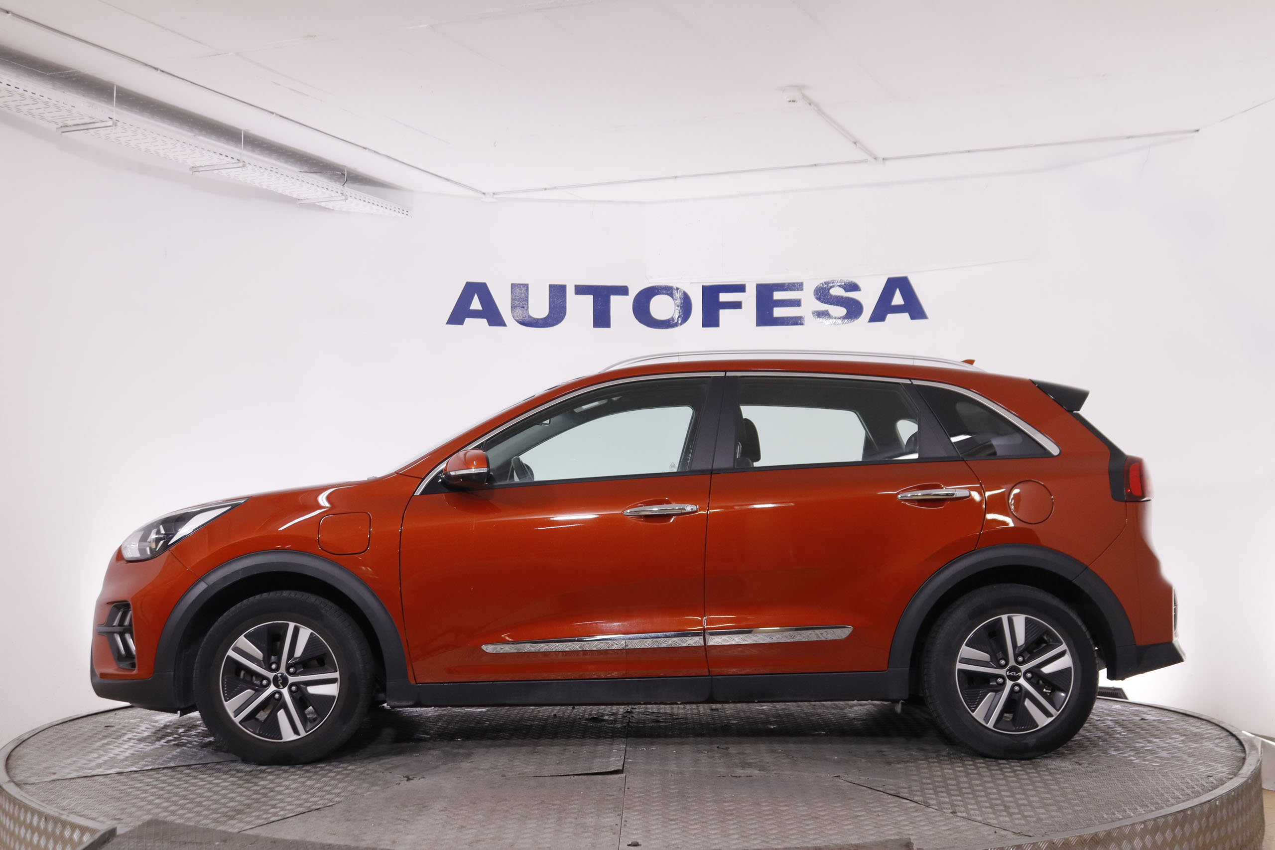 Kia Niro 1.6 GDI PHEV DRIVE AUTO 141CV 5P # IVA DEDUCIBLE, NAVY, PARKTRONIC foto 13