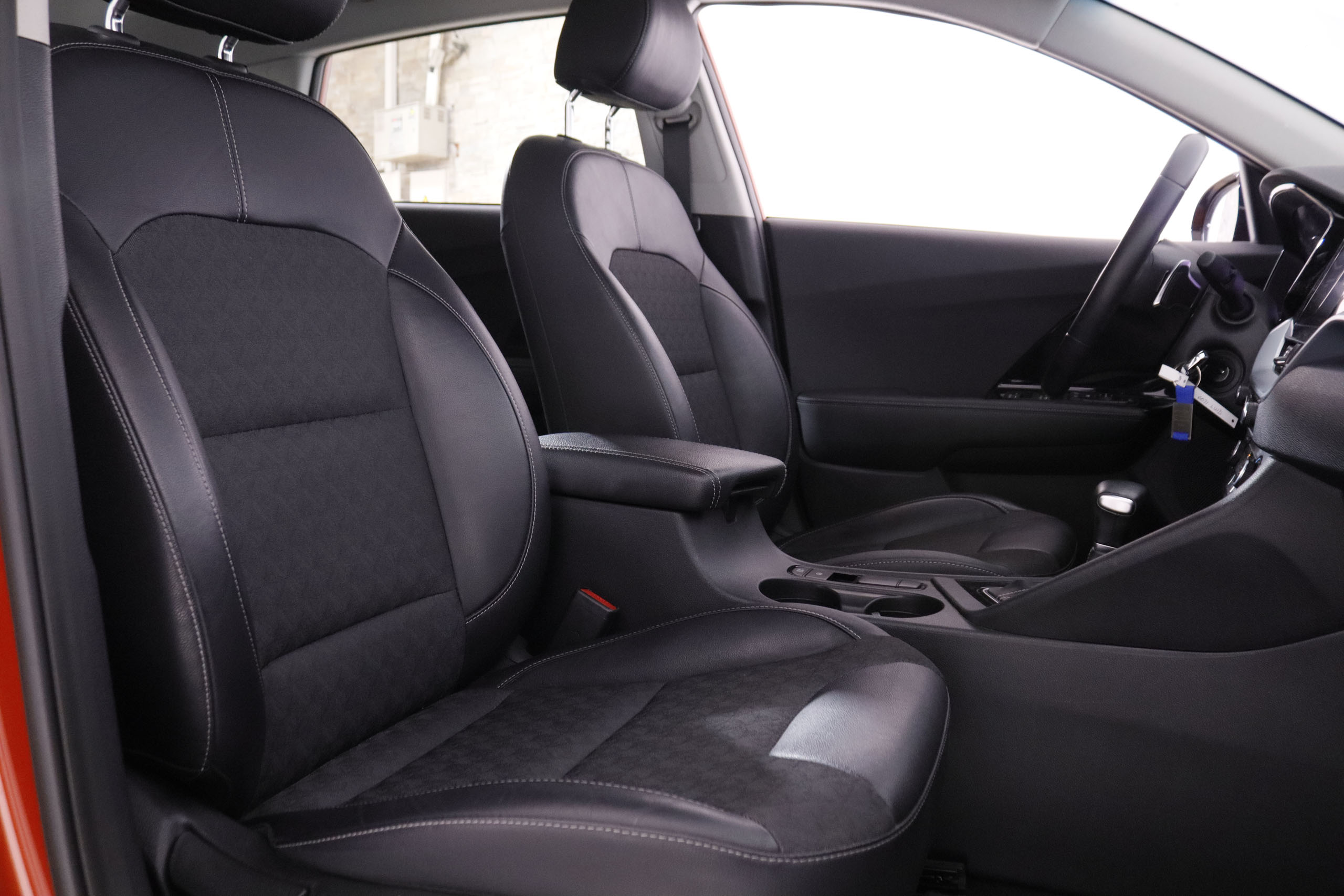 Kia Niro 1.6 GDI PHEV DRIVE AUTO 141CV 5P # IVA DEDUCIBLE, NAVY, PARKTRONIC foto 25