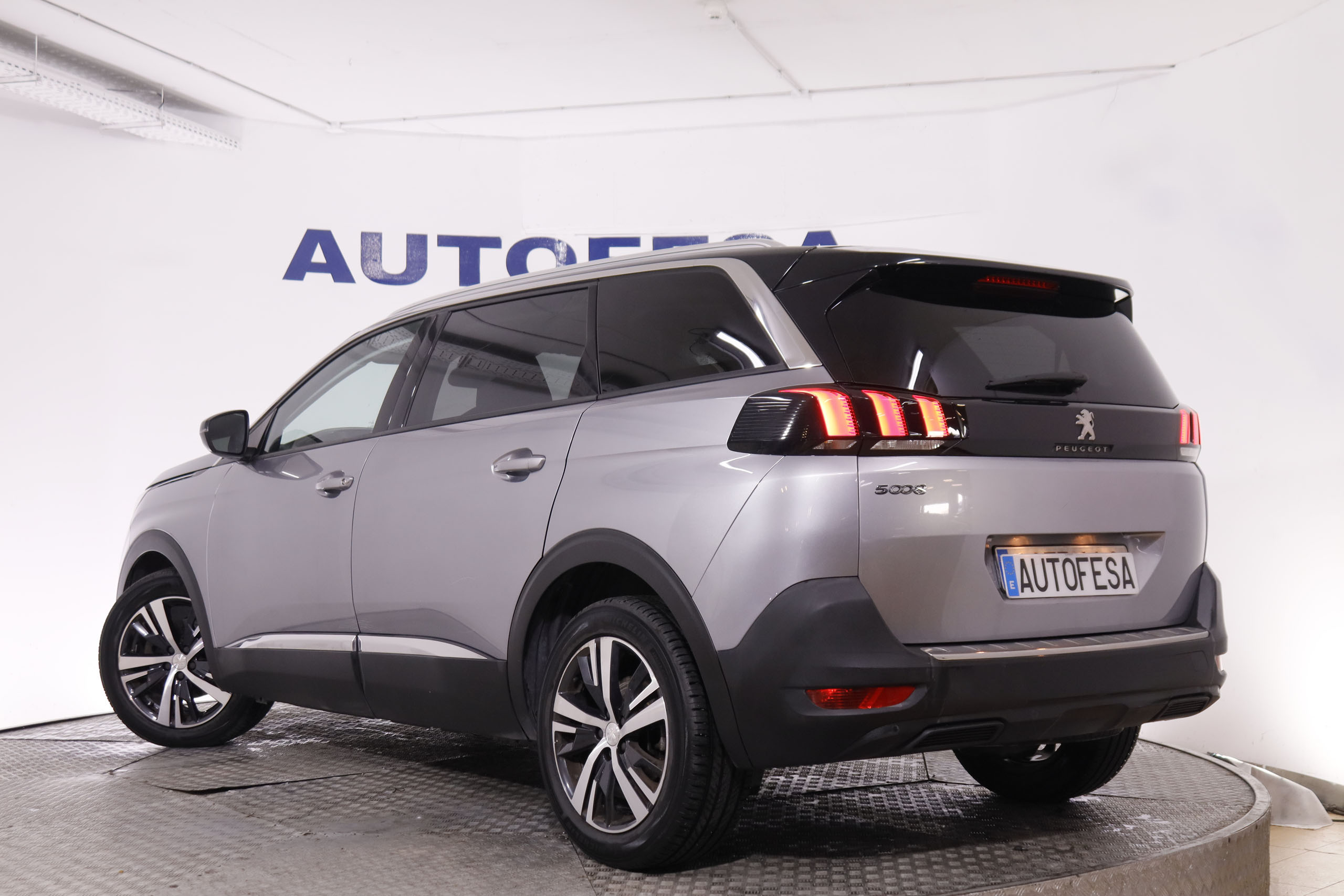 Peugeot 5008 1.5 BLUE HDI ALLURE 130CV 7 PLAZAS 5P # IVA DEDUCIBLE, OPCIONES POR 1562€, NAVY, PARKTRONIC foto 7