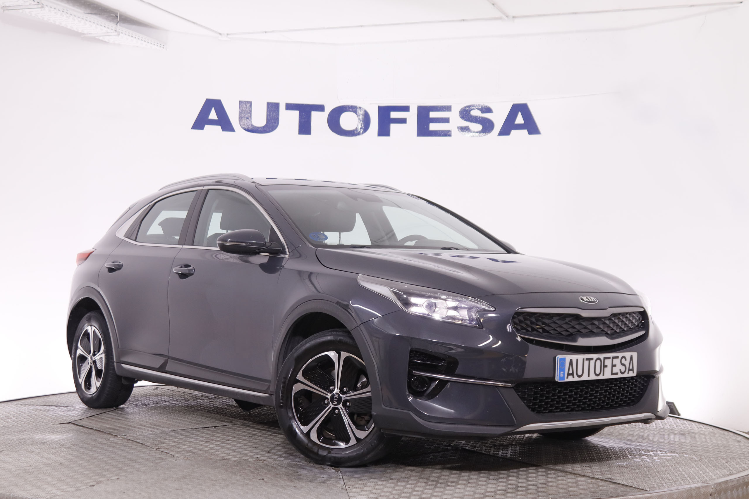 Kia XCEED 1.6 GDI PHEV E DRIVE AUTO 141CV 5P # IVA DEDUCIBLE, PARKTRONIC foto 3