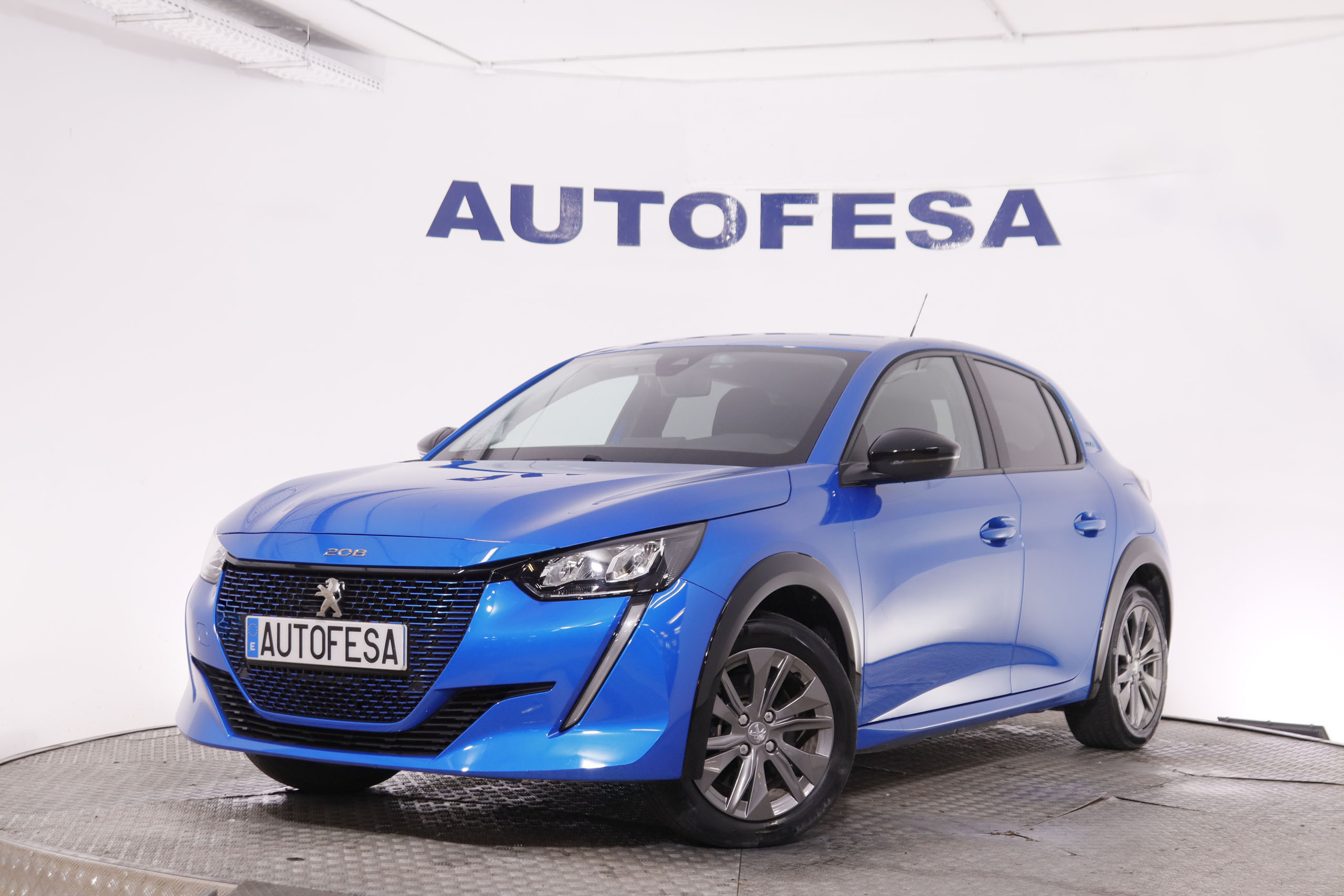 Peugeot E-208 ELECTRICO 50KWH ALLURE AUTO 136CV 5P foto 29