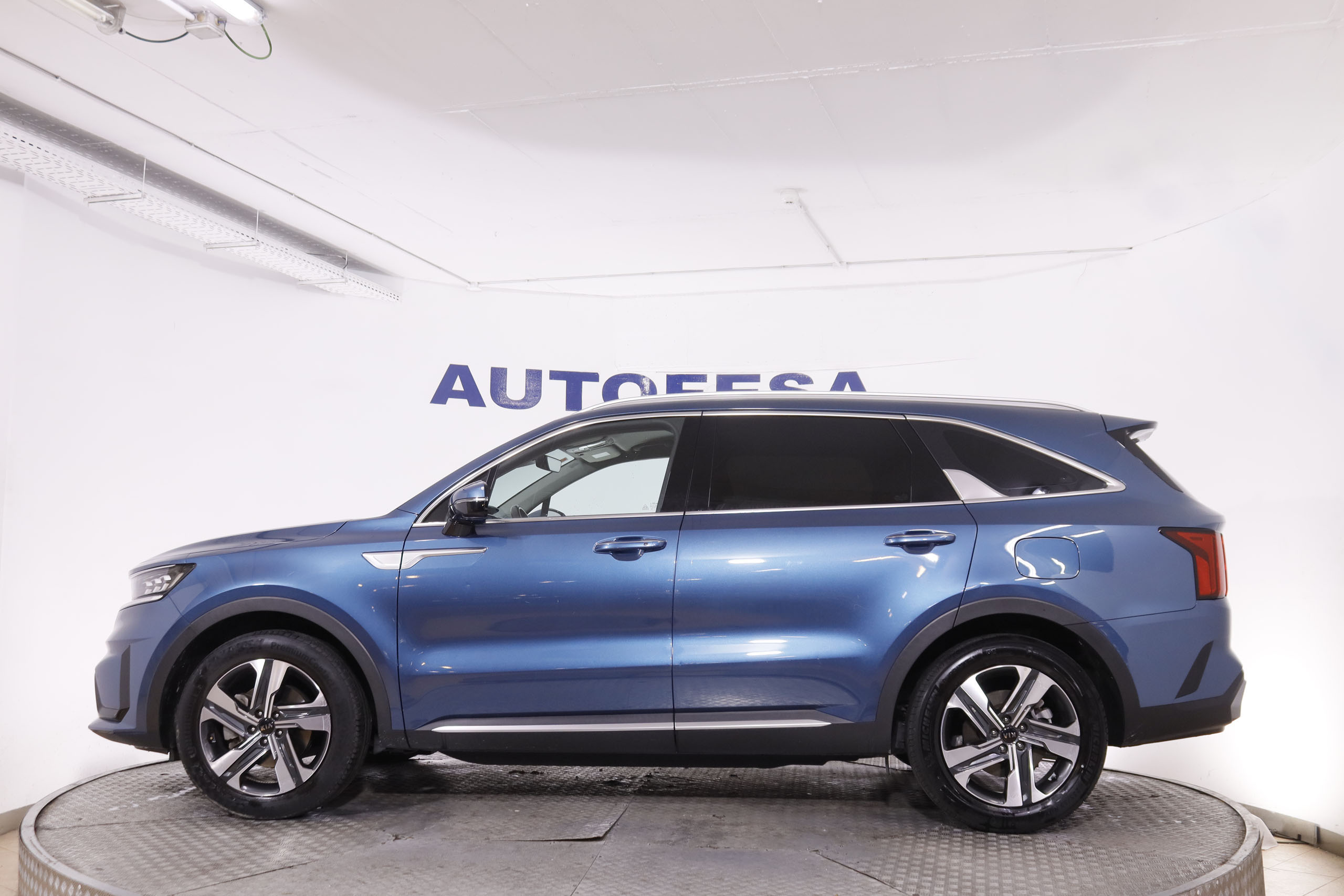 Kia Sorento 1.6TGDI HEV DRIVE AUTO 230CV 7 PLAZAS 5P # NAVY, PARKTRONIC foto 13