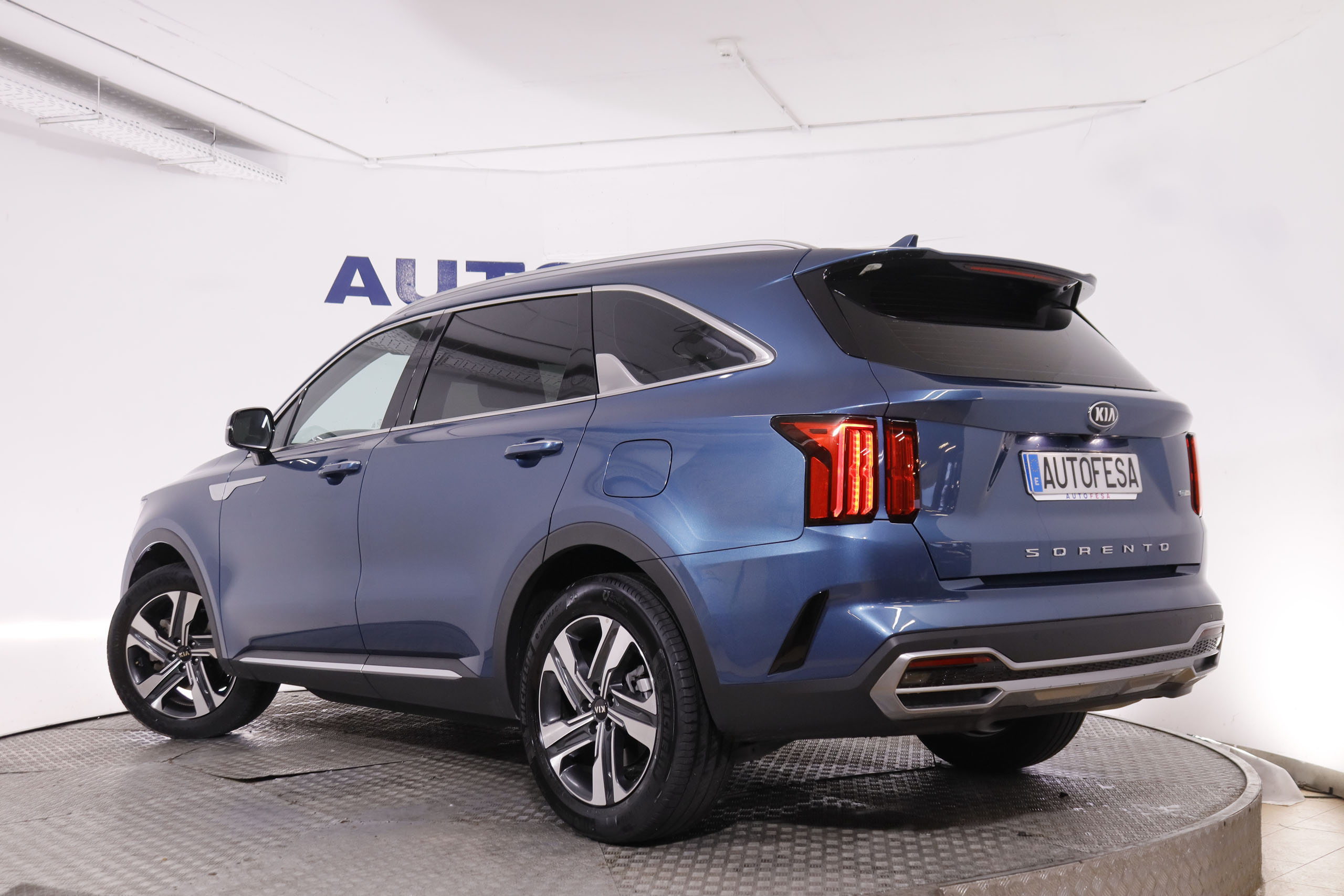 Kia Sorento 1.6TGDI HEV DRIVE AUTO 230CV 7 PLAZAS 5P # NAVY, PARKTRONIC foto 7
