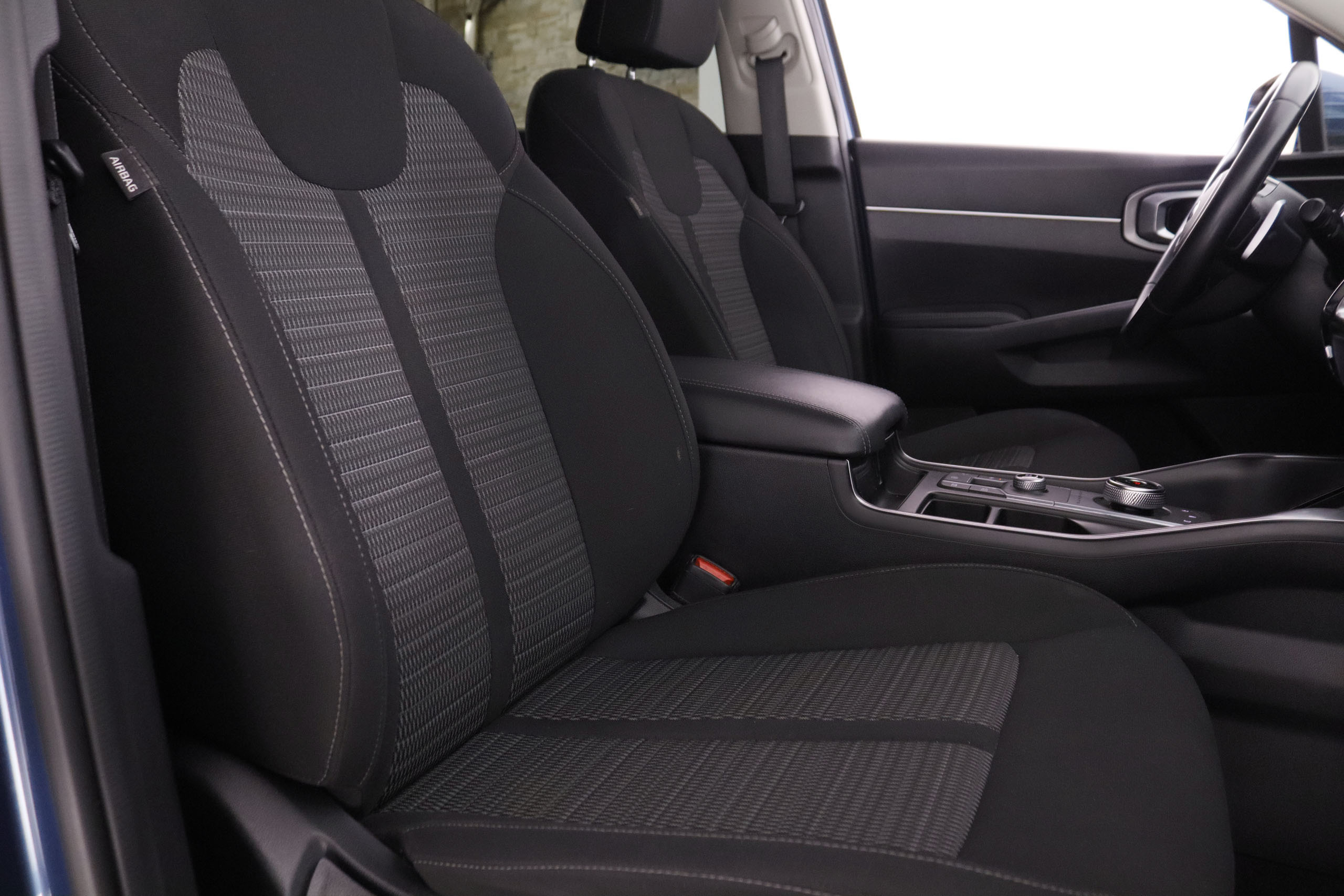 Kia Sorento 1.6TGDI HEV DRIVE AUTO 230CV 7 PLAZAS 5P # NAVY, PARKTRONIC foto 26