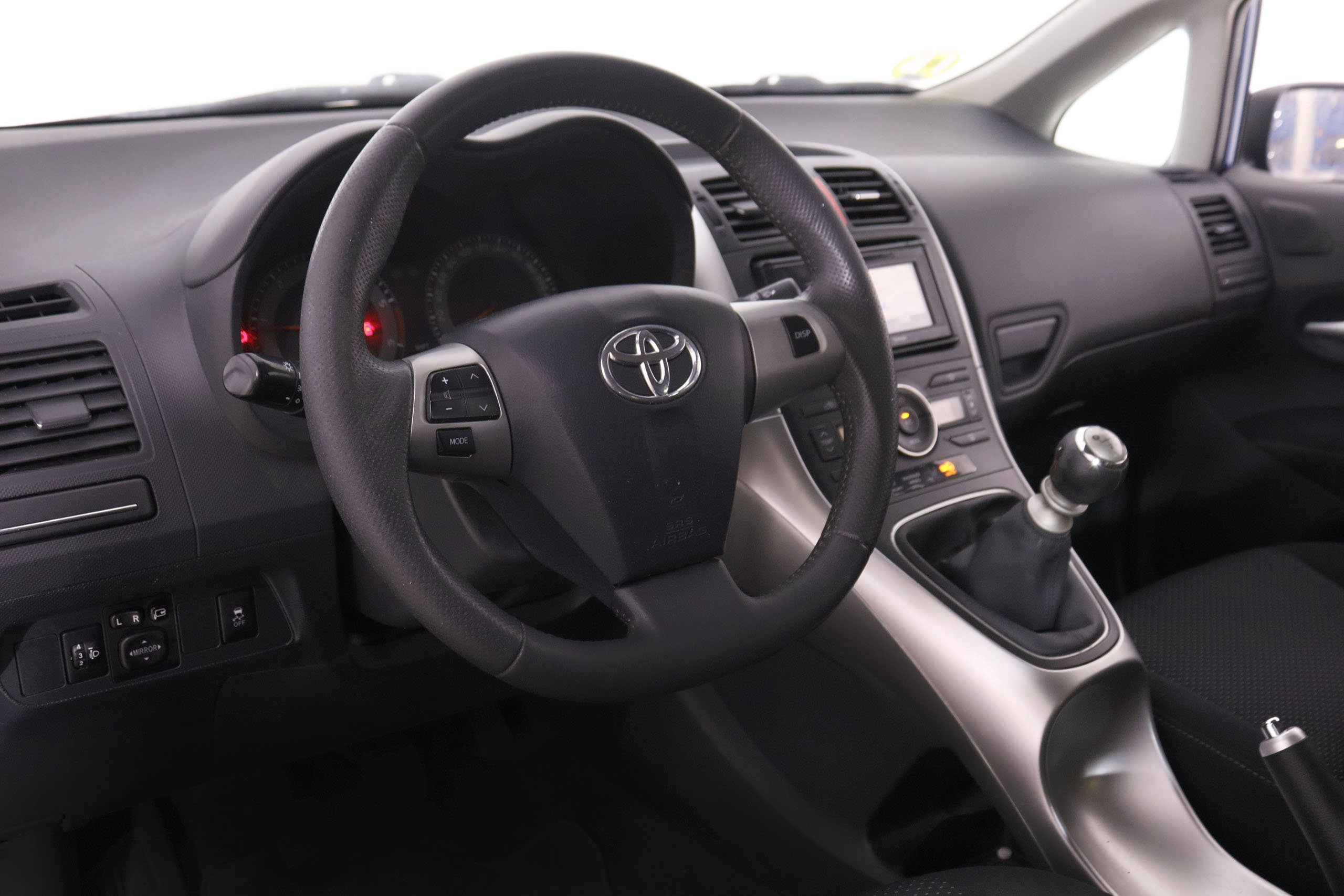 Toyota Auris 1.4 D ACTIVE 90CV 5P # NAVY foto 13