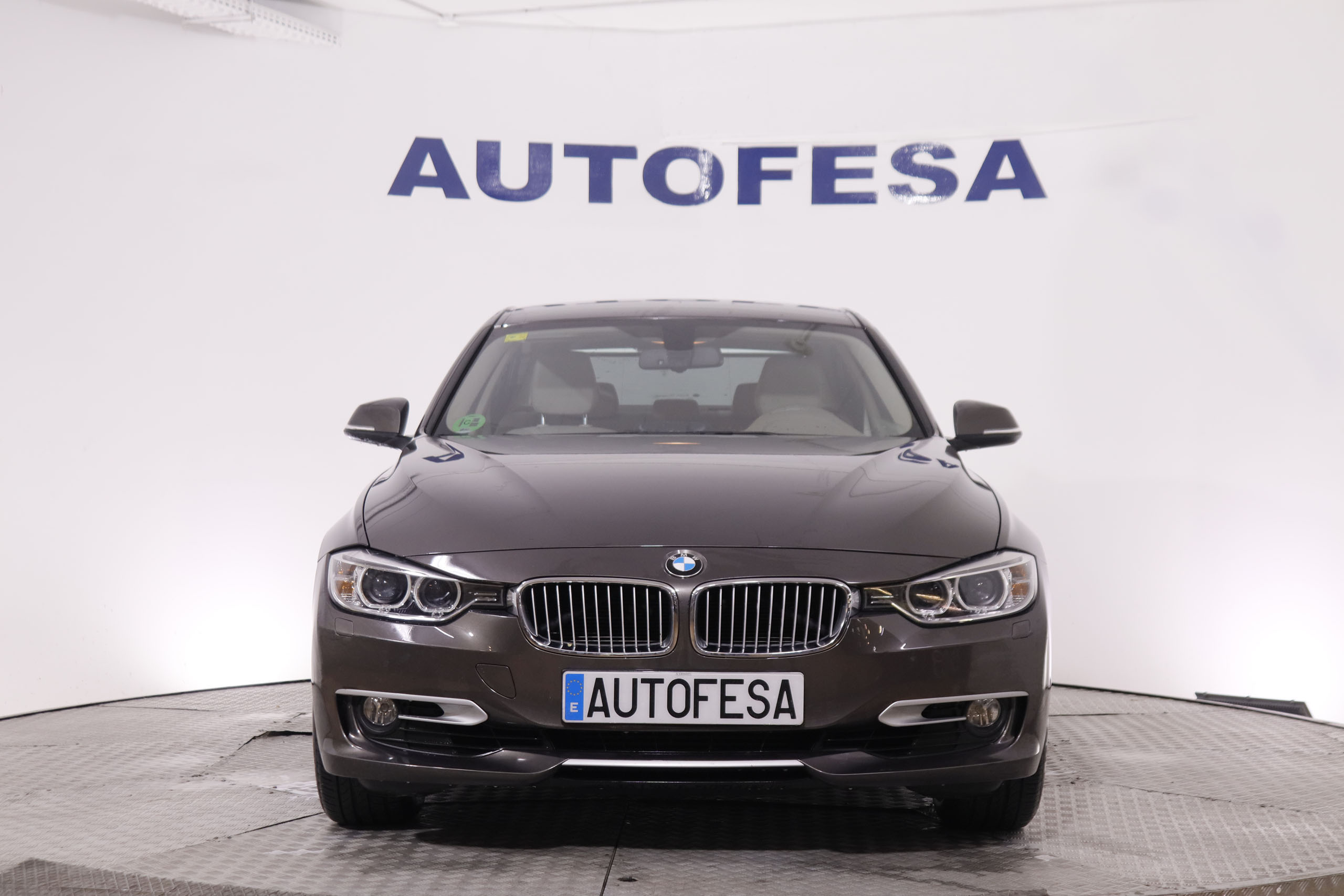 BMW 320 SERIE 3 320IA LUXURY AUTO 4P # BIXENON foto 2