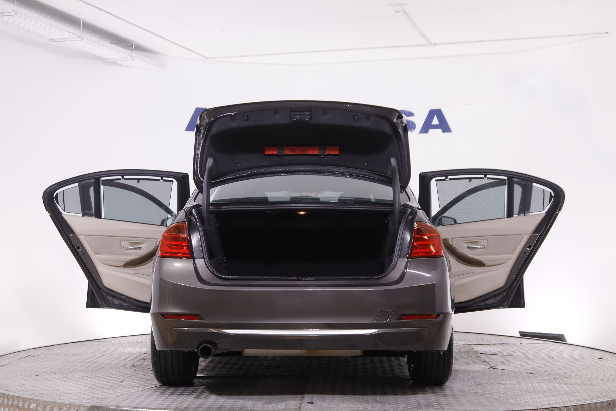 BMW 320 SERIE 3 320IA LUXURY AUTO 4P # BIXENON foto 11