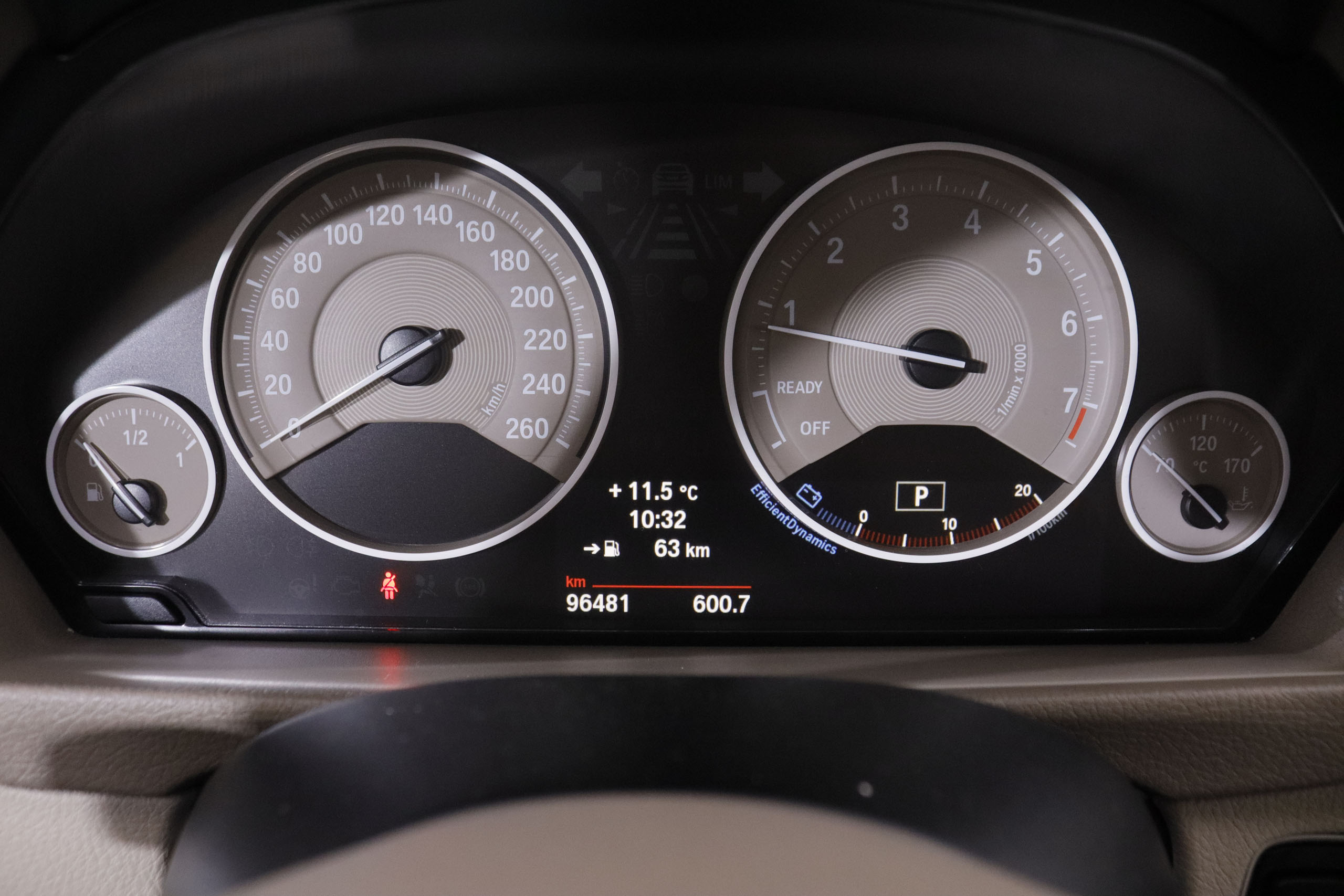 BMW 320 SERIE 3 320IA LUXURY AUTO 4P # BIXENON foto 19