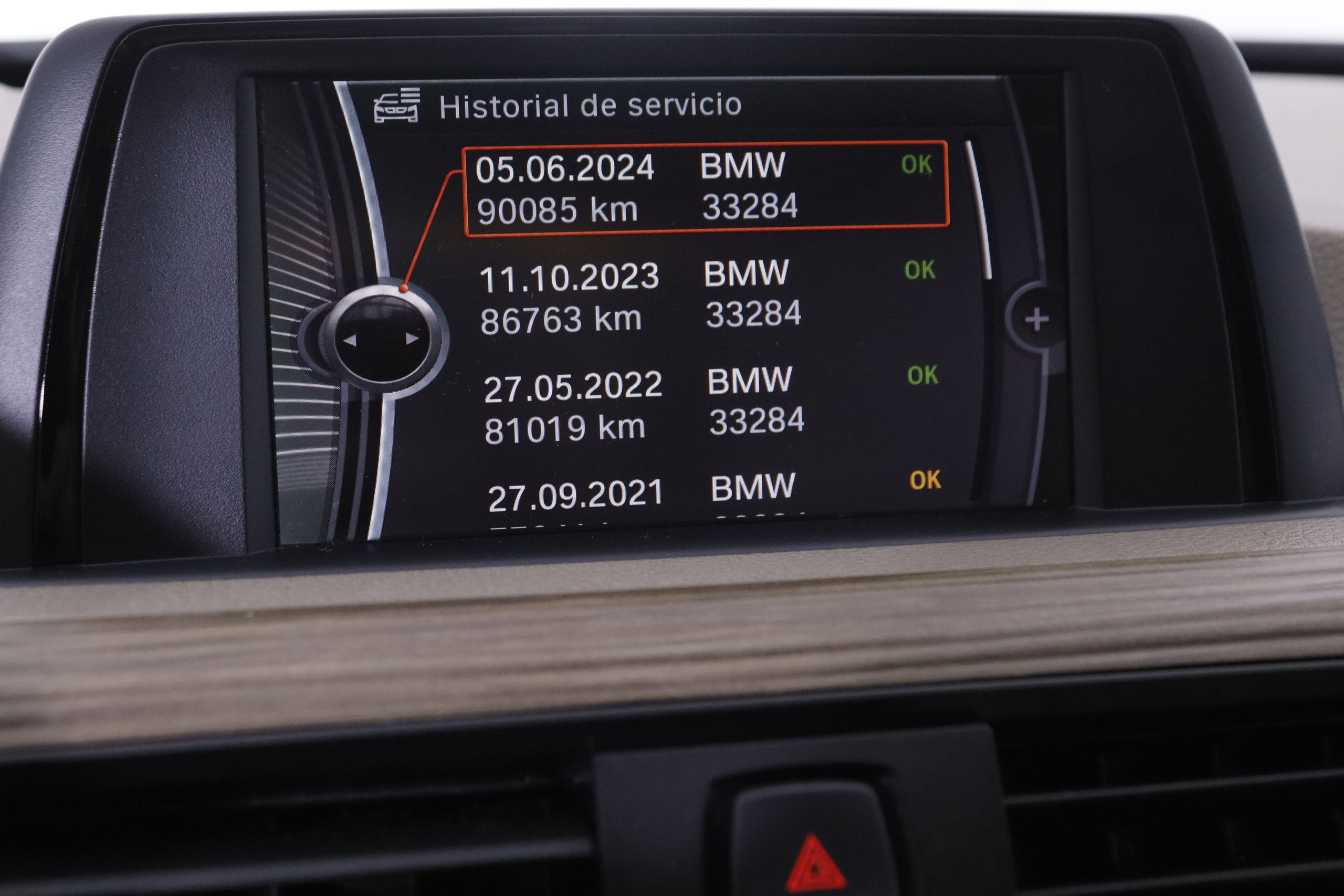 BMW 320 SERIE 3 320IA LUXURY AUTO 4P # BIXENON foto 24