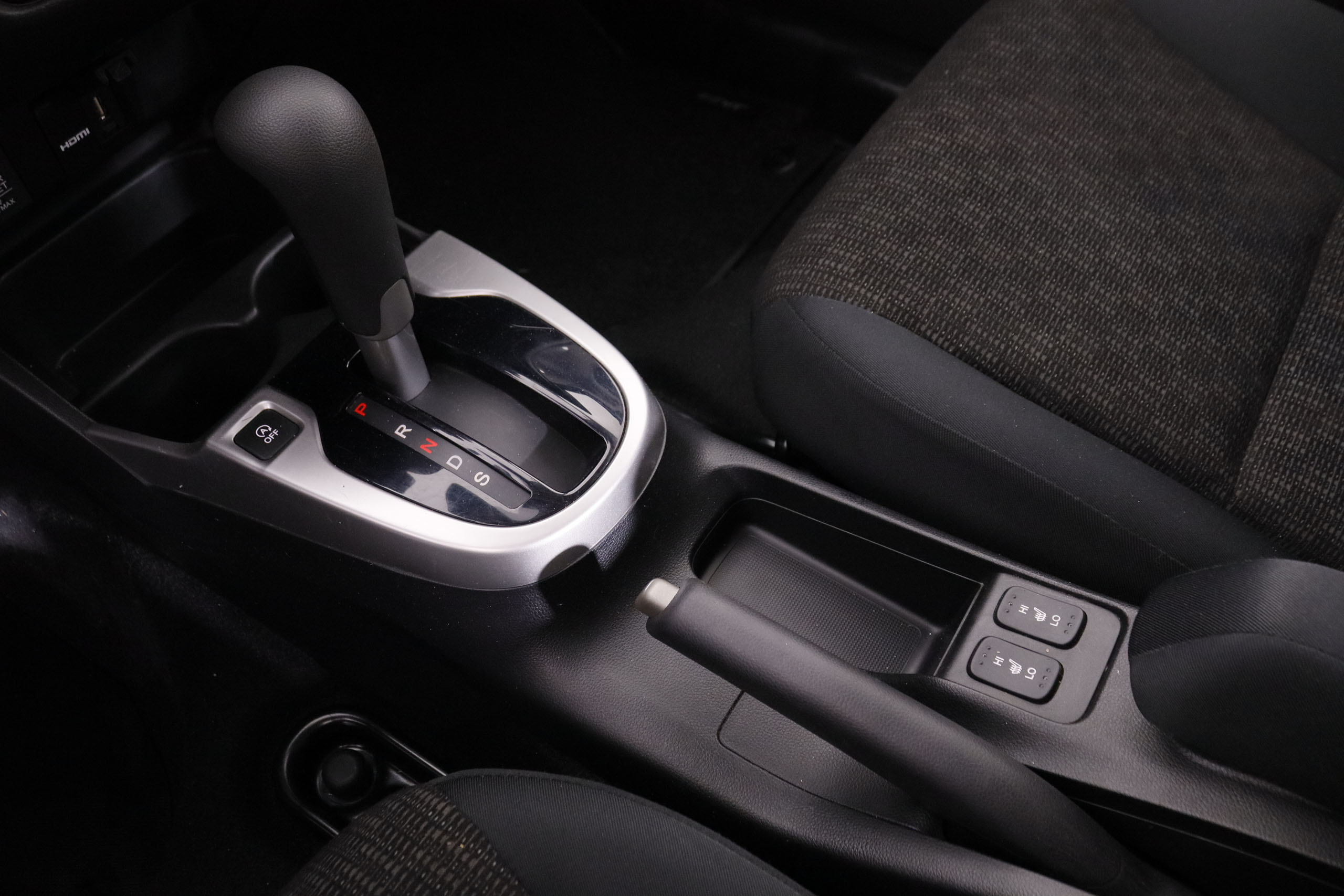 Honda Jazz 1.3 iVTEC 100cv Auto 5P # PARKTORNIC foto 18