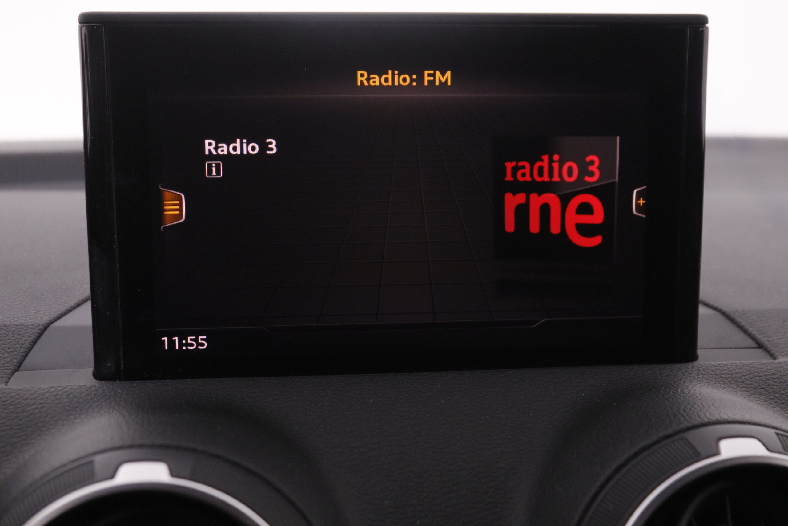 Audi Q2 30 TFSI DESIGN 116CV 5P # PARKTRONIC foto 19